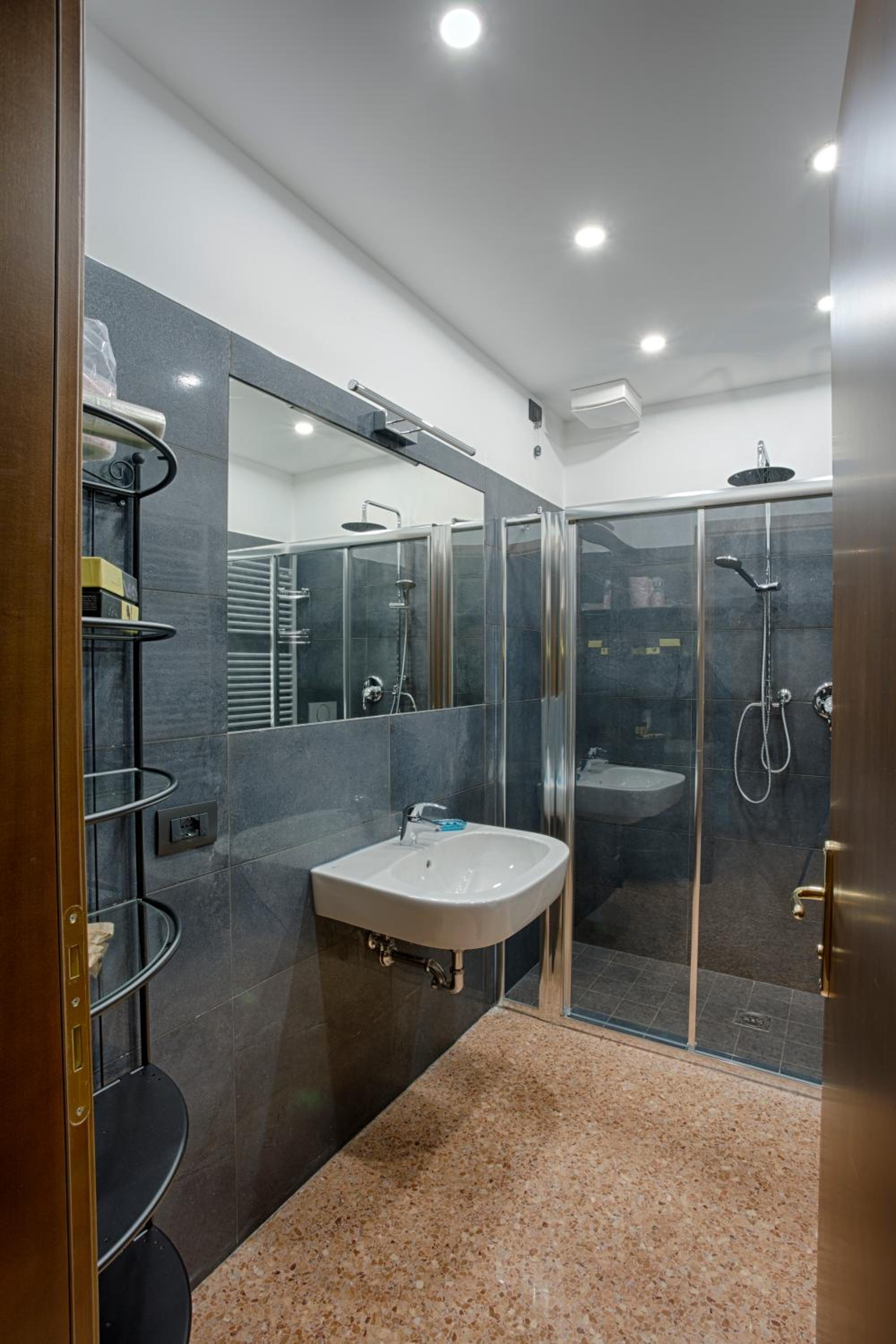 Deluxe Double or Twin Room photo 2
