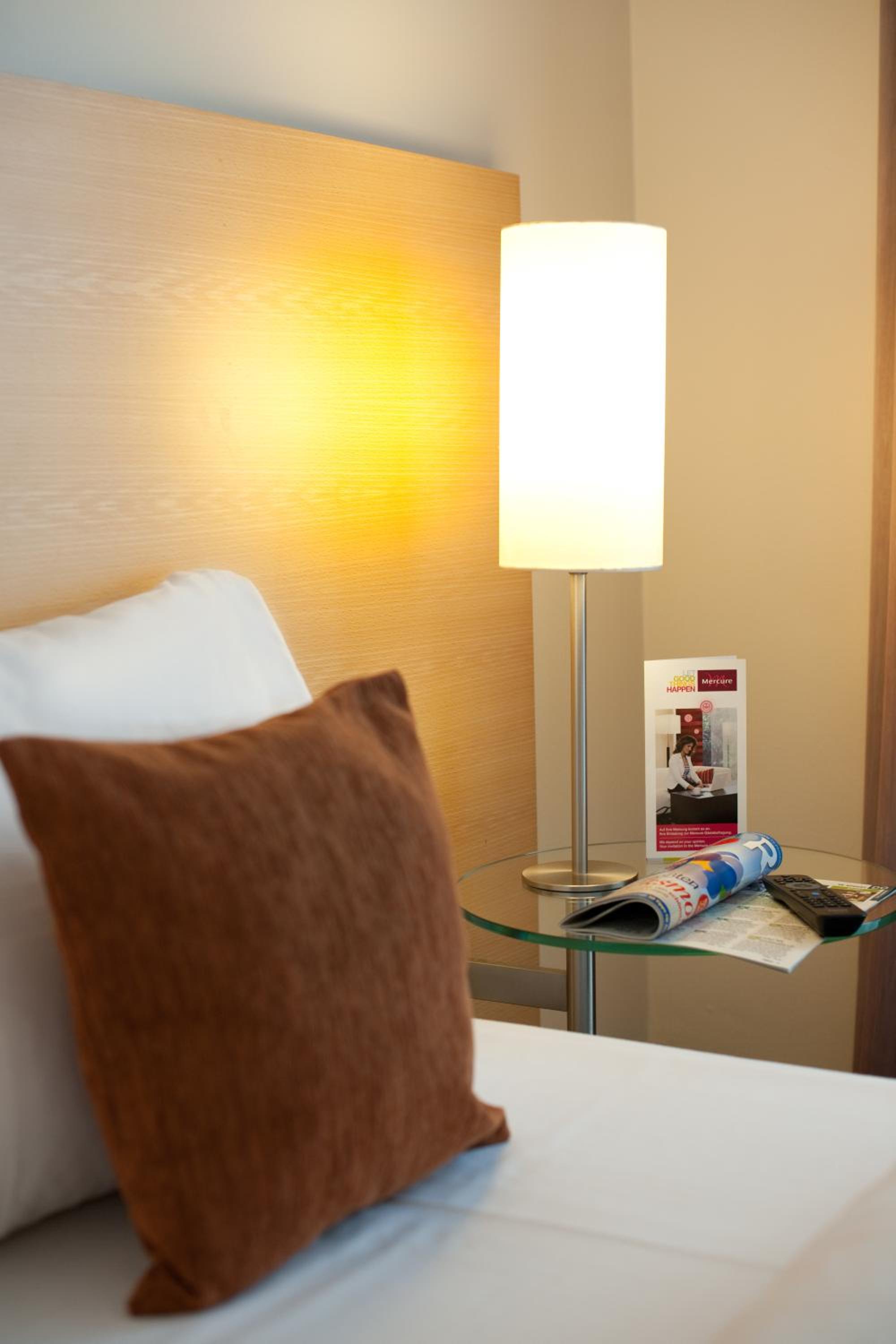 Standard Queen Room - Photo 7