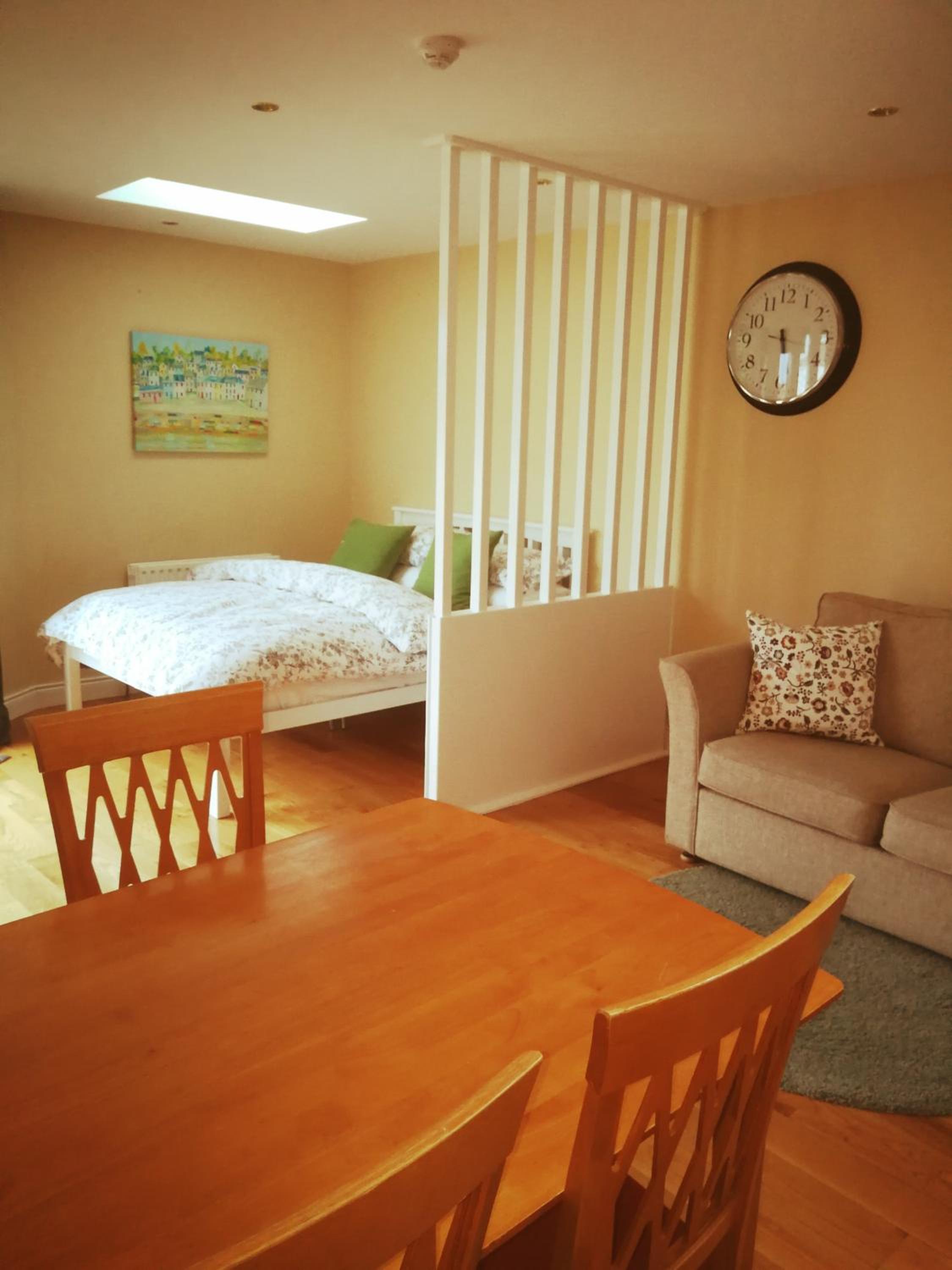 Apartment - Ground Floor - Photo 2