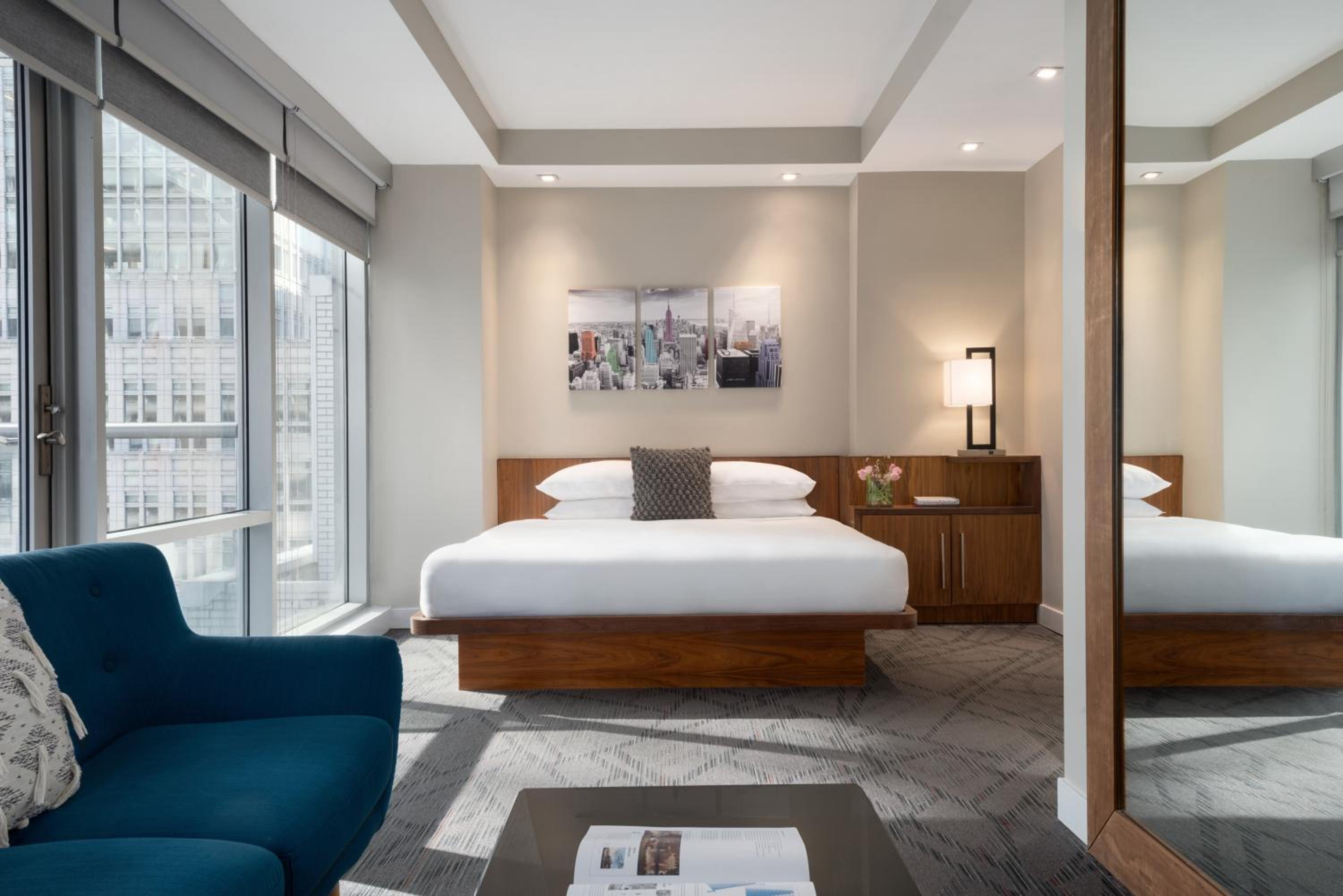 Skyline Junior Suite Terrace ADA