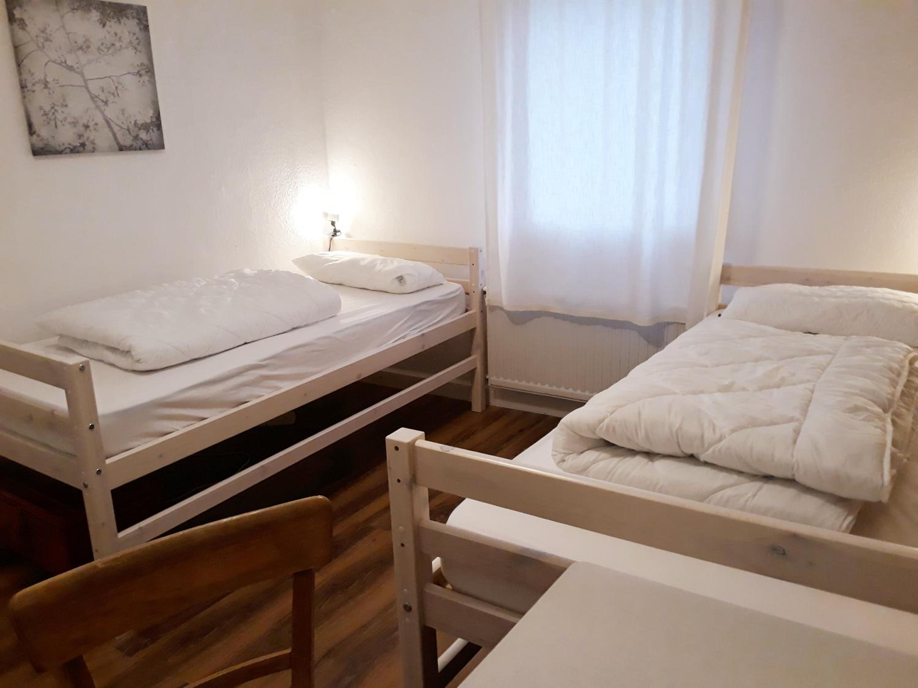Twin Room with Bathroom photo 1