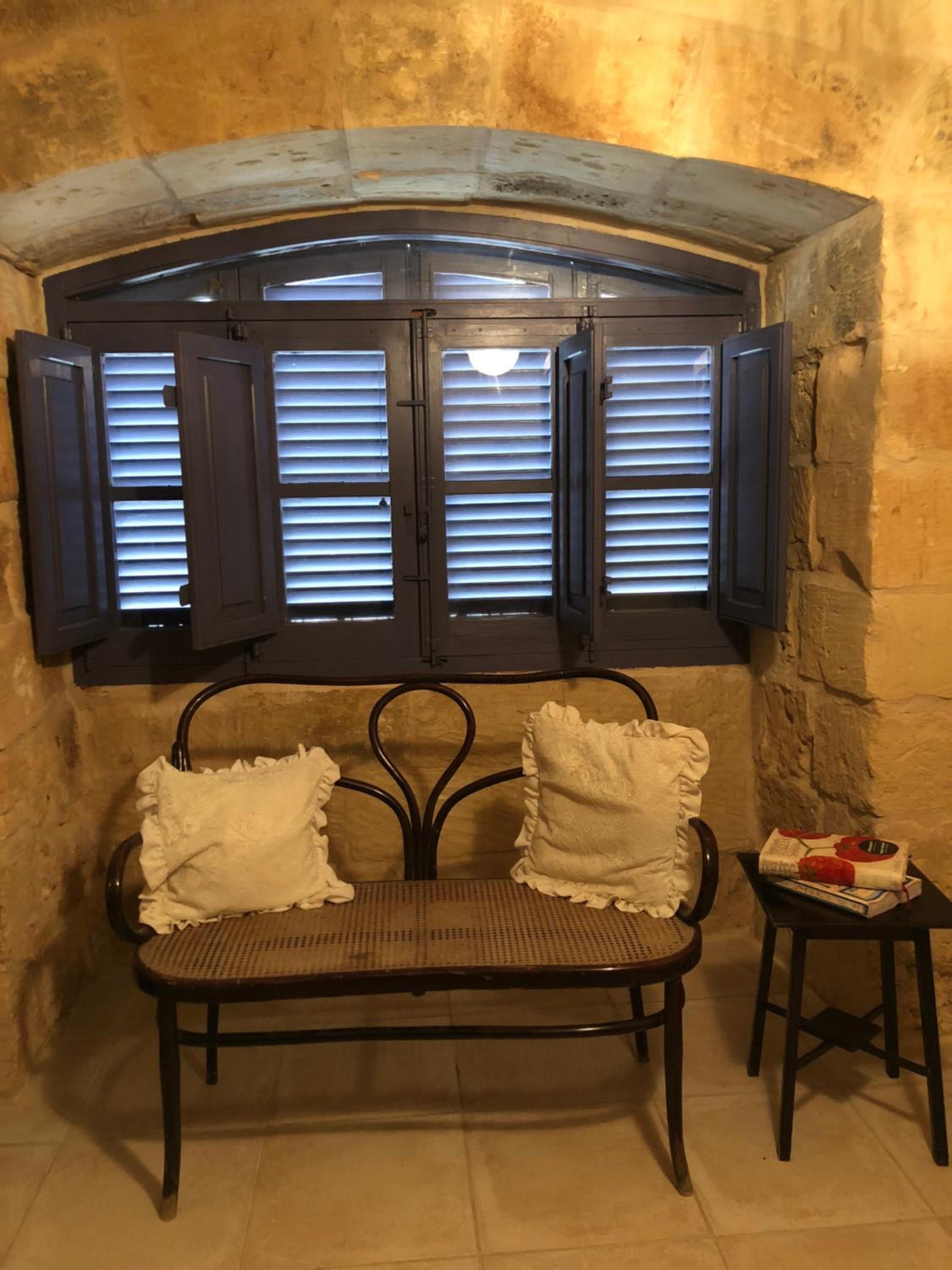 Deluxe Junior Suite - Photo 5