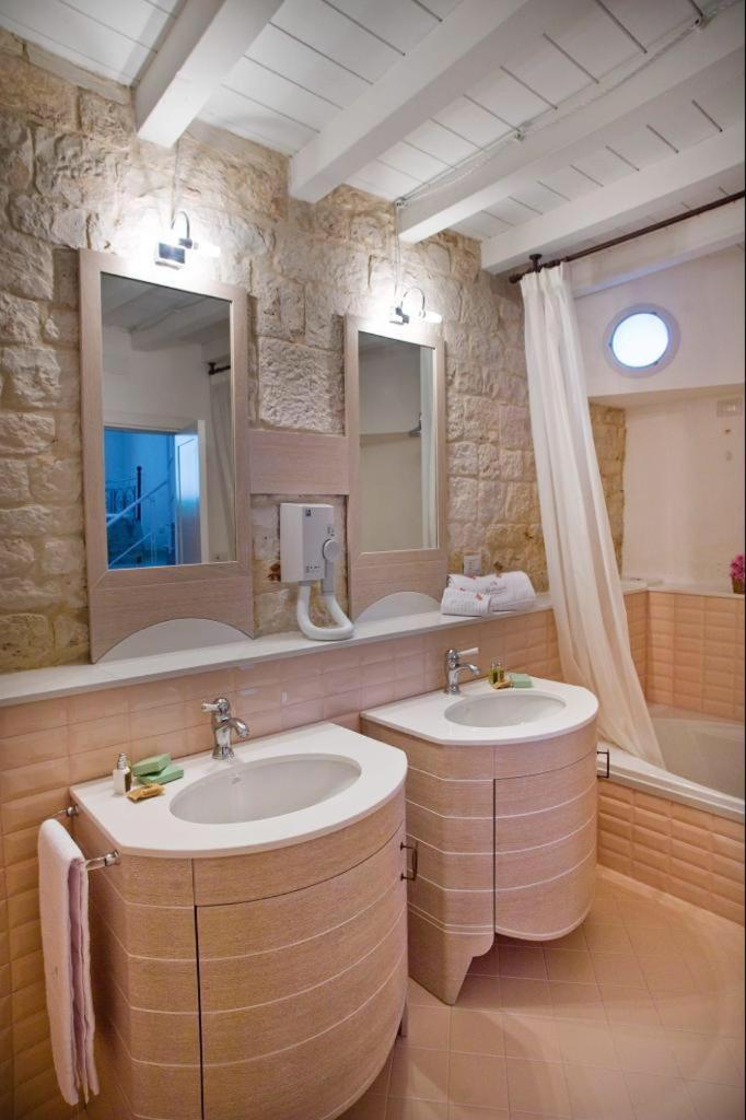 Luxury Quadruple Room photo 3