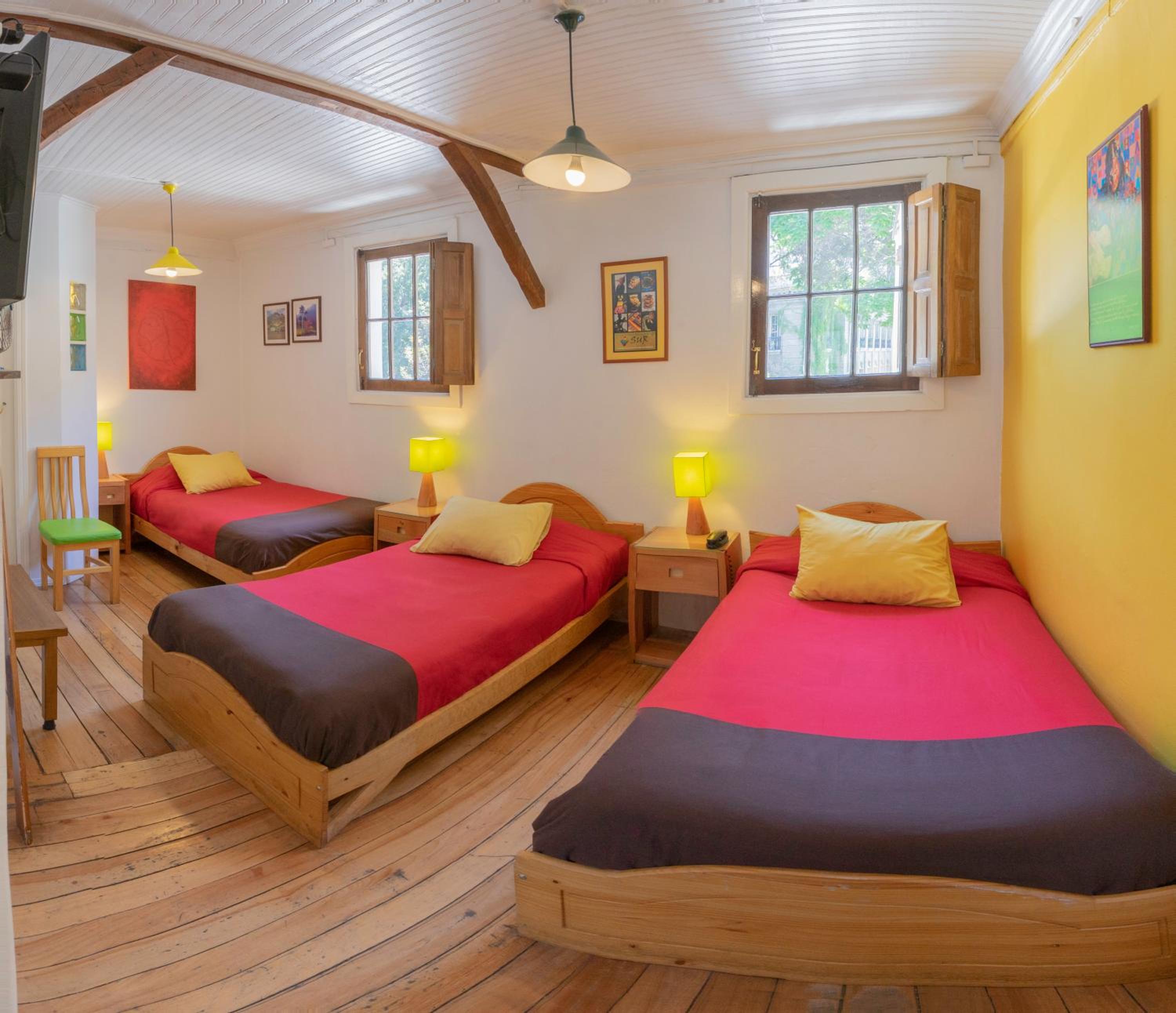 Triple Room with Private Bathroom photo 2
