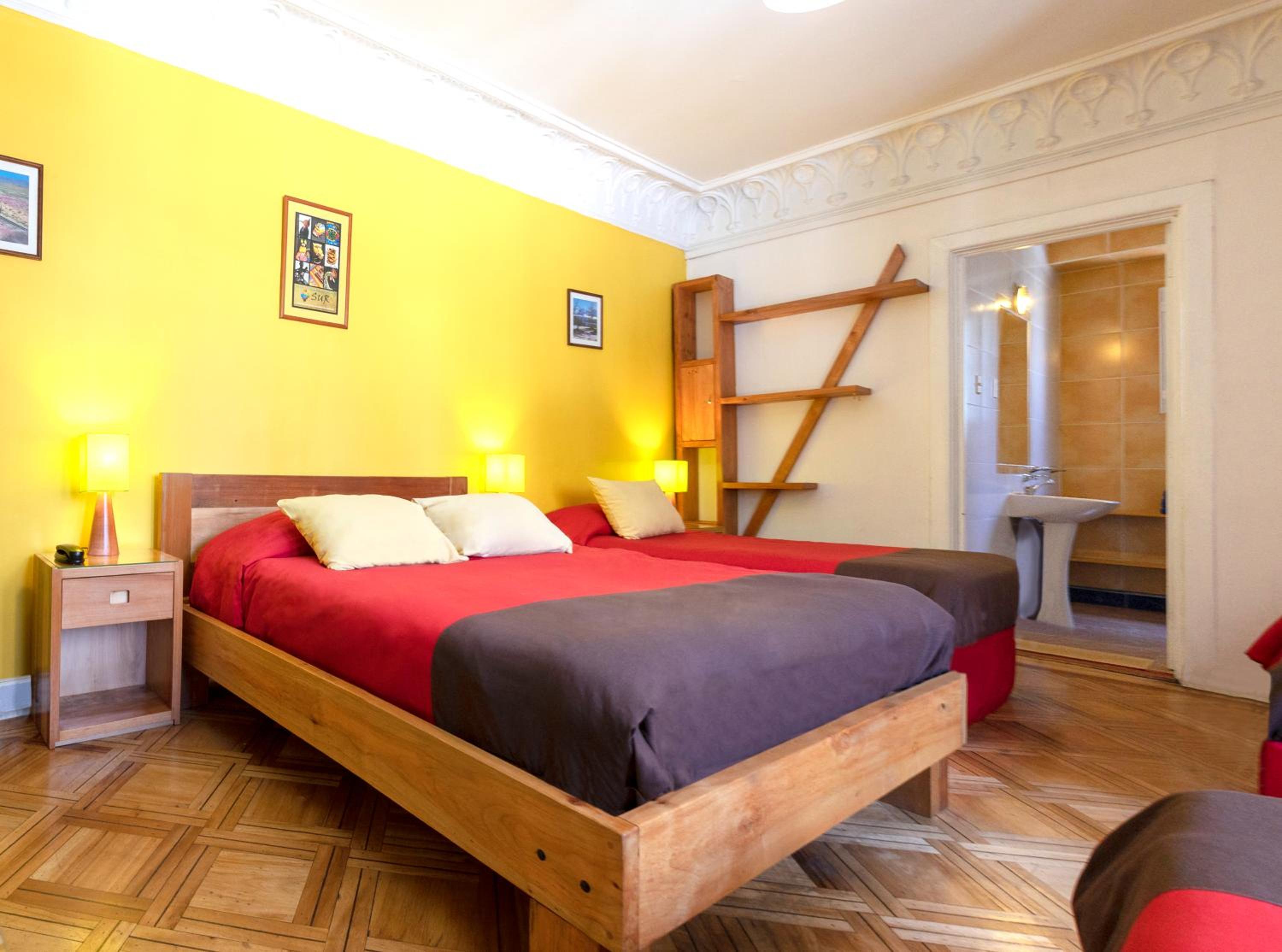 Quadruple Room with Private Bathroom