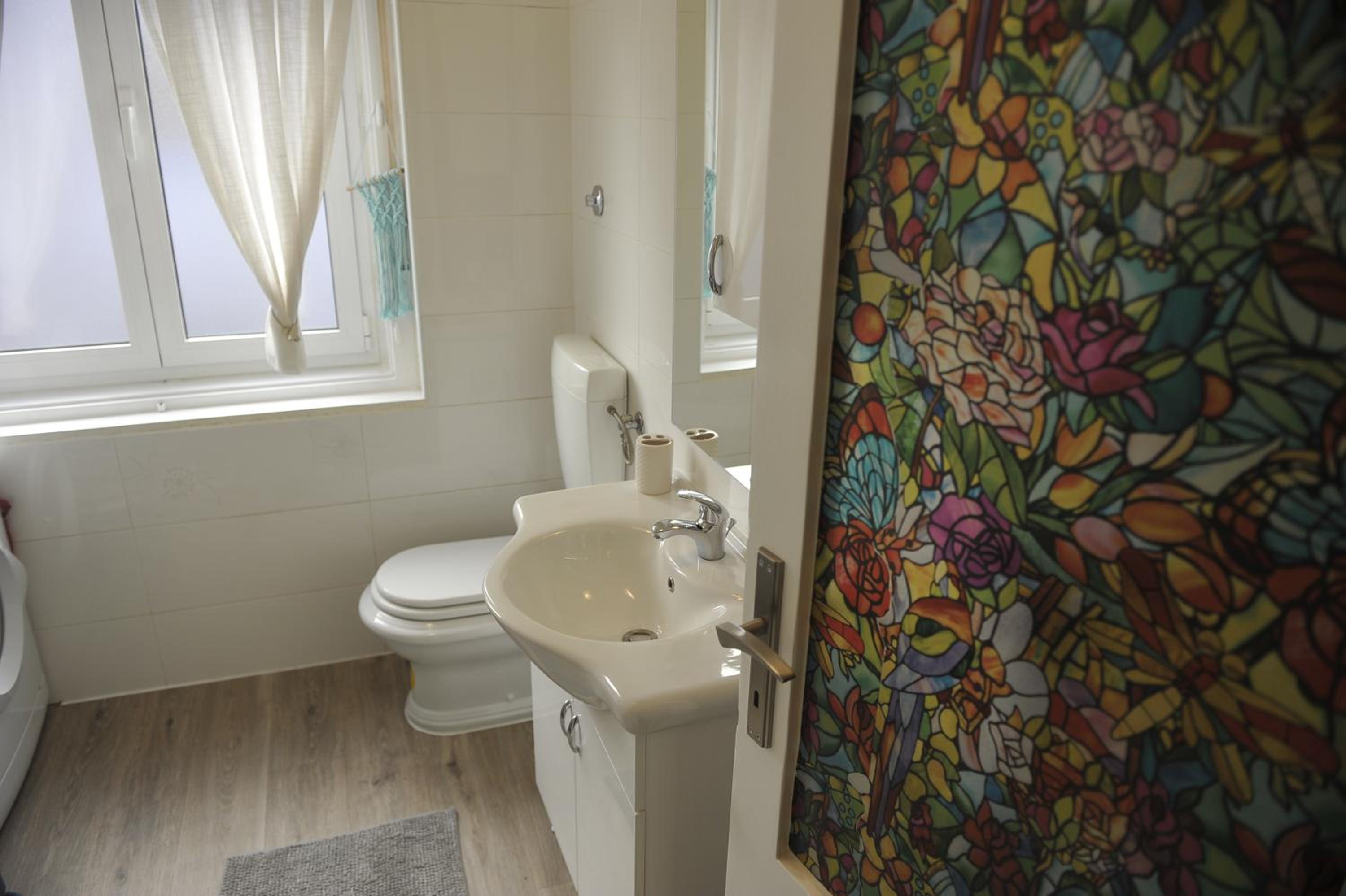 Studio Apartment - Photo 18