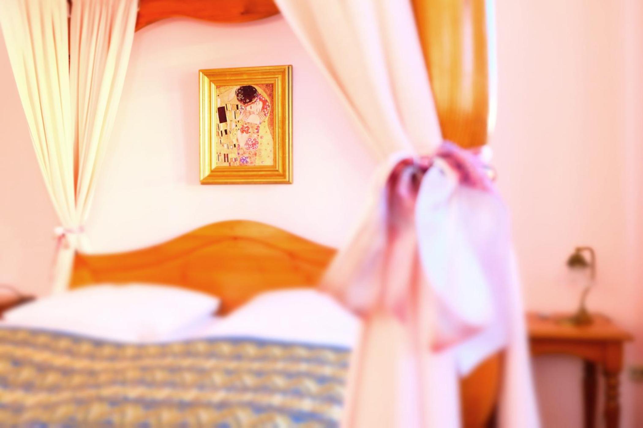 Junior Suite - Photo 13