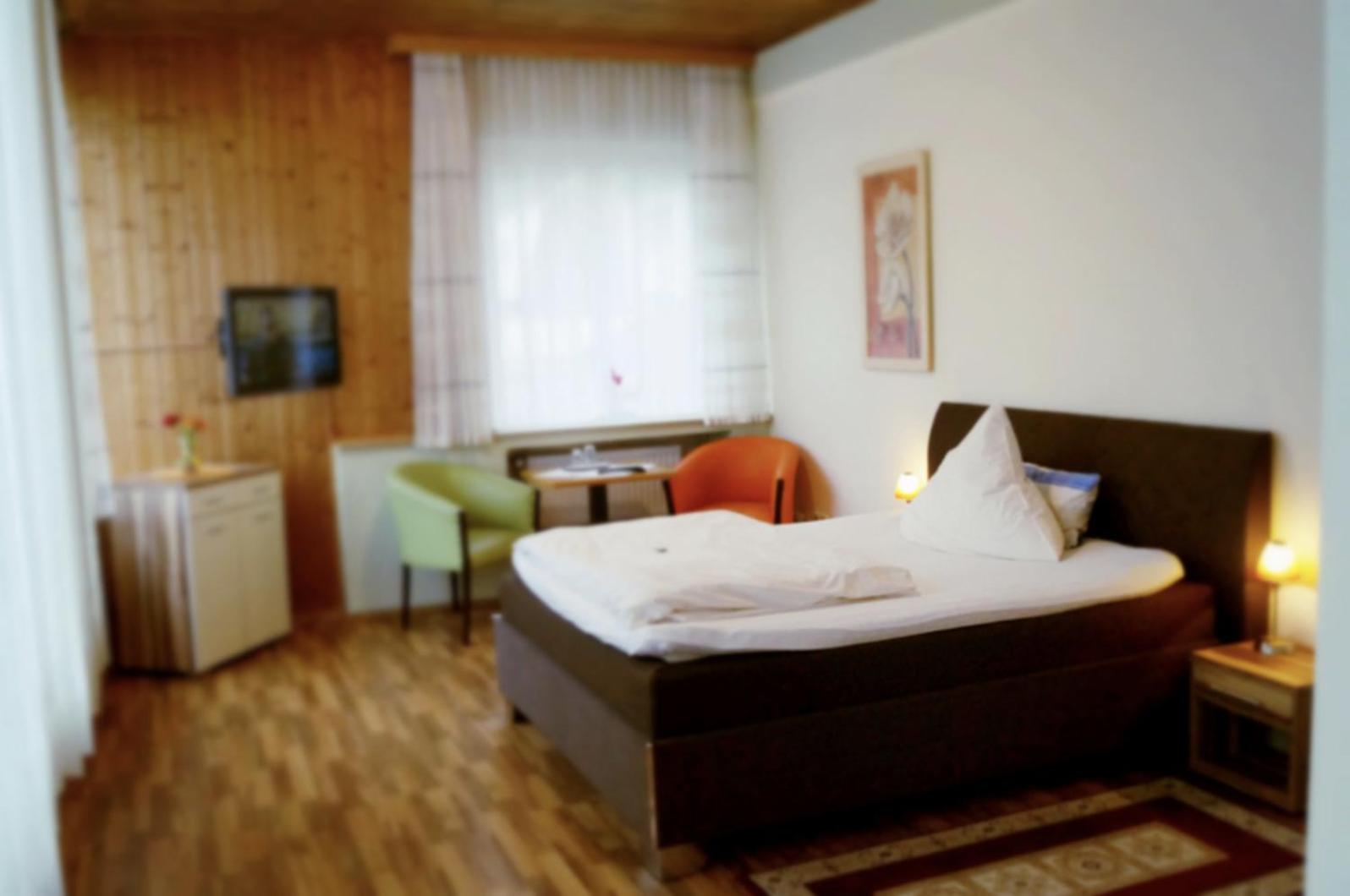 Standard Double Room - Photo 6