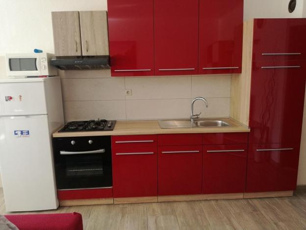 One-Bedroom Apartment - Ground Floor - Photo 3