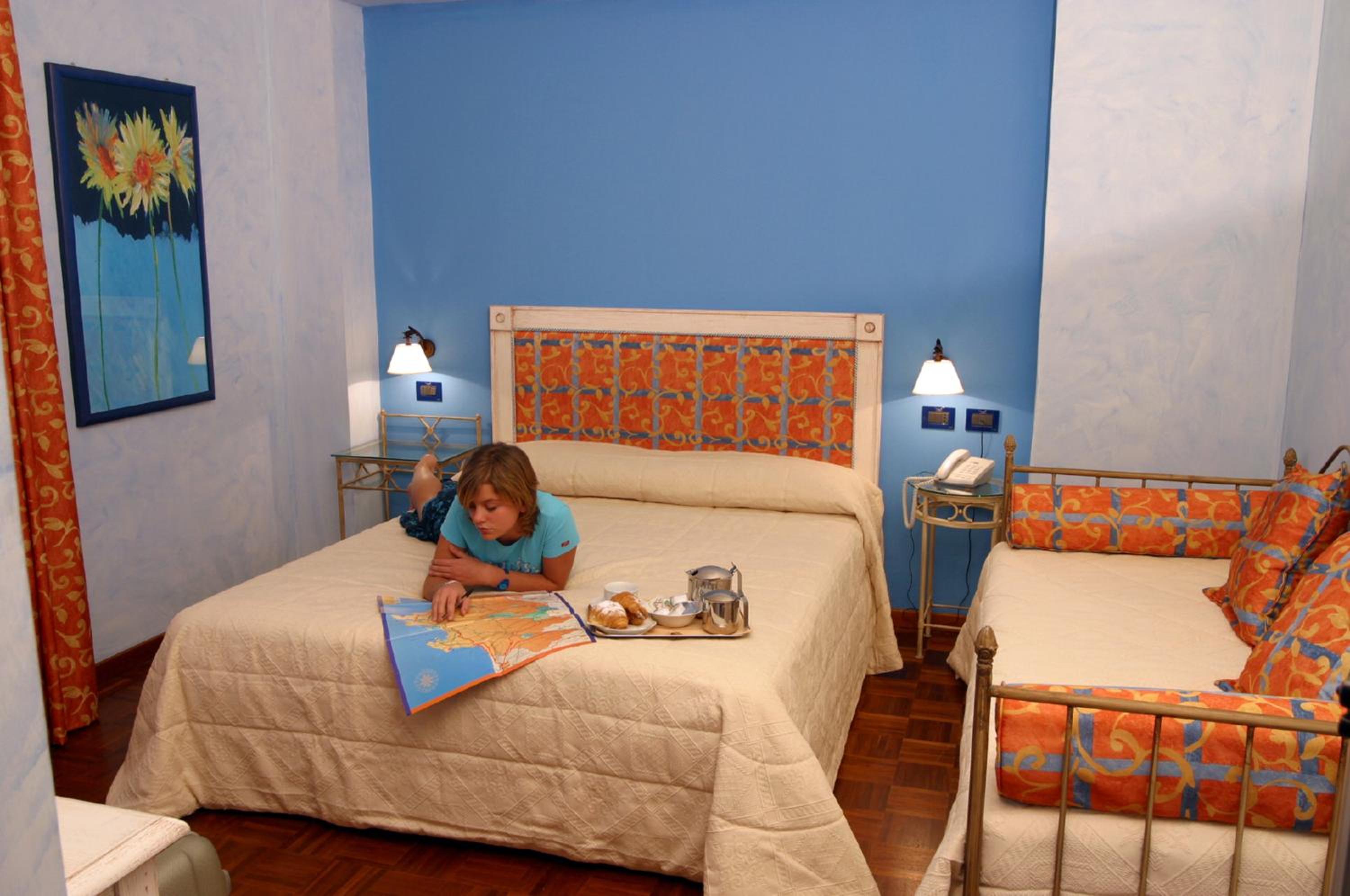 Single Room photo 2