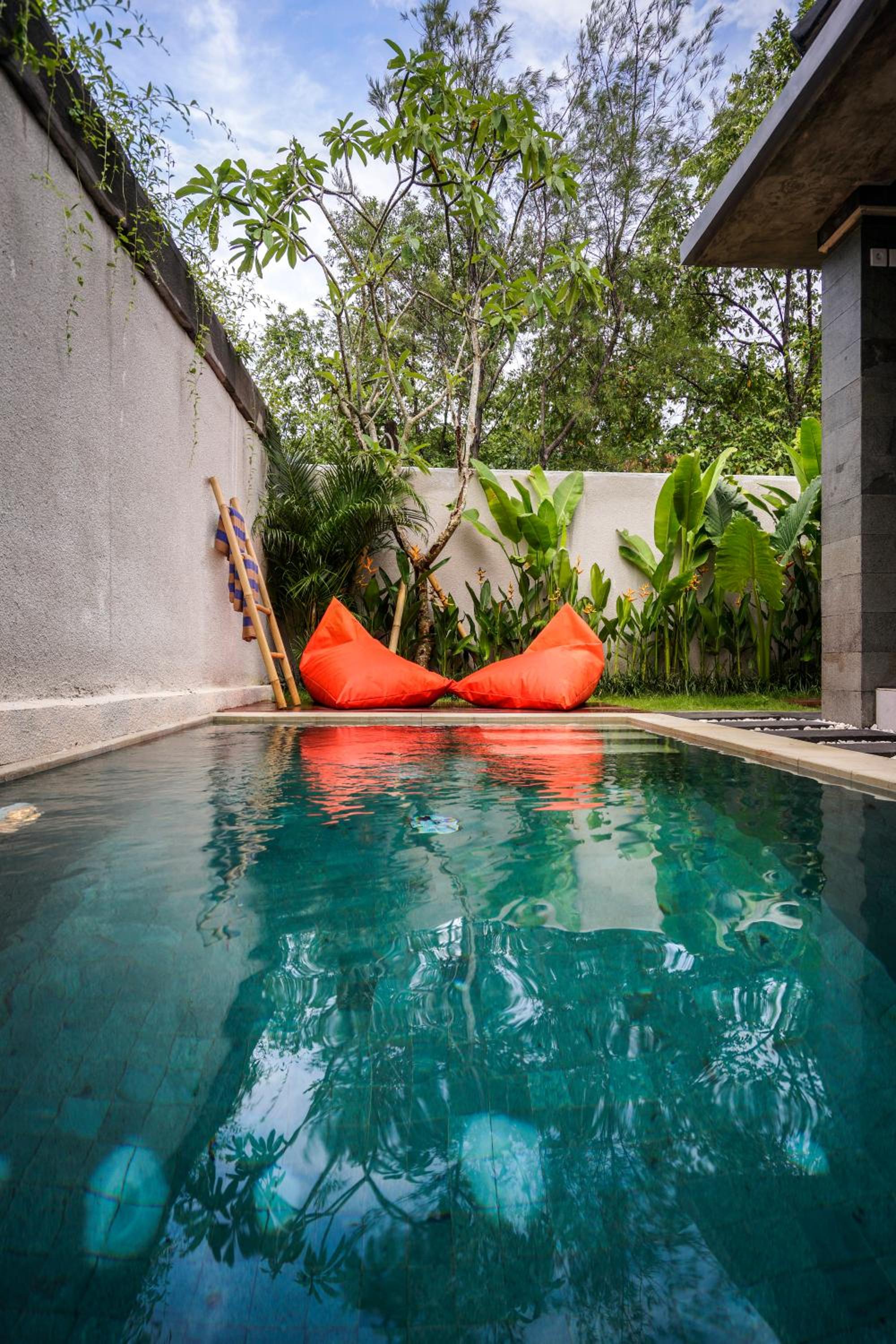 One-Bedroom Villa with Private Pool - Photo 22