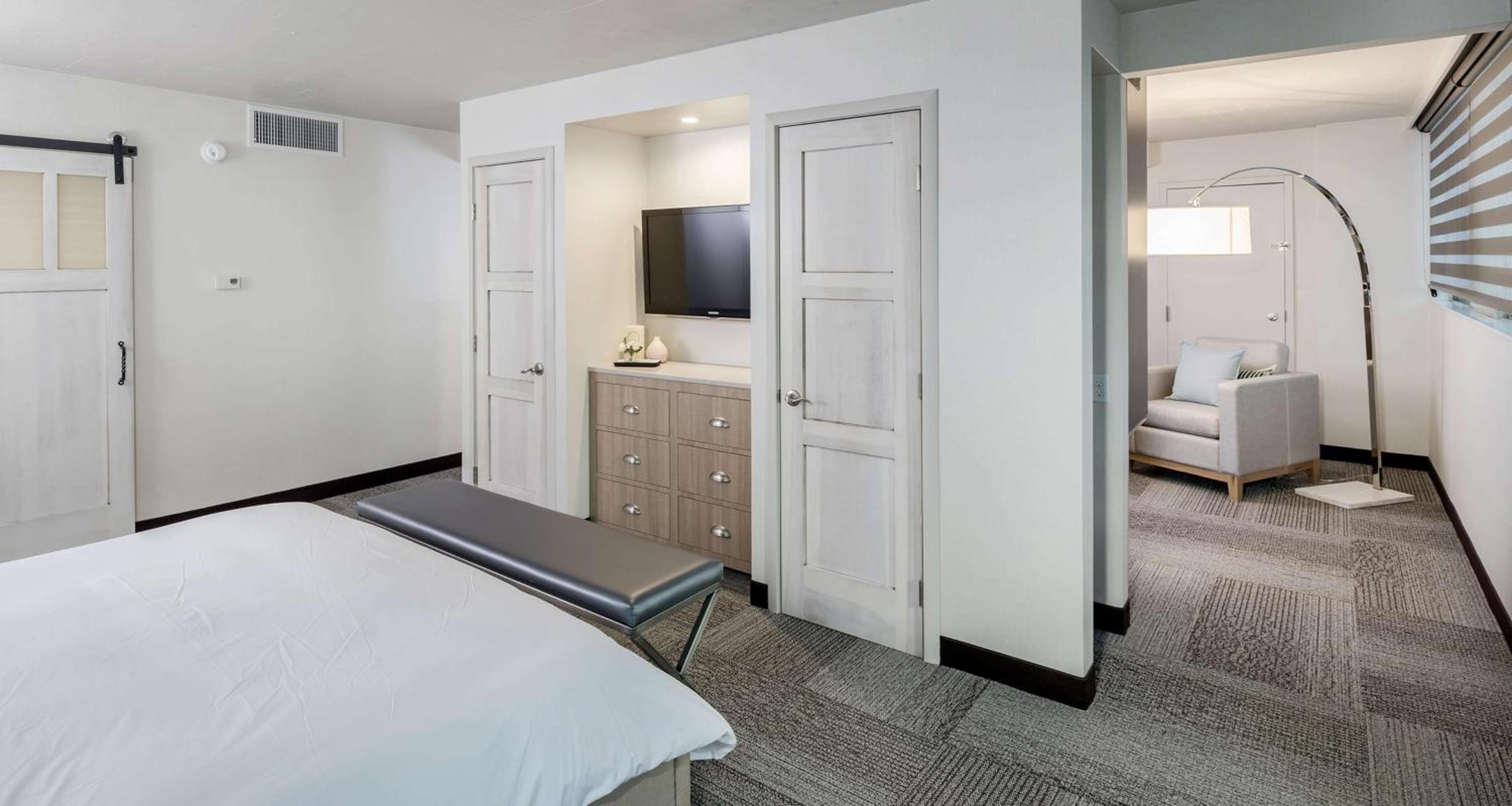 King Suite with Sofa Bed - Photo 3