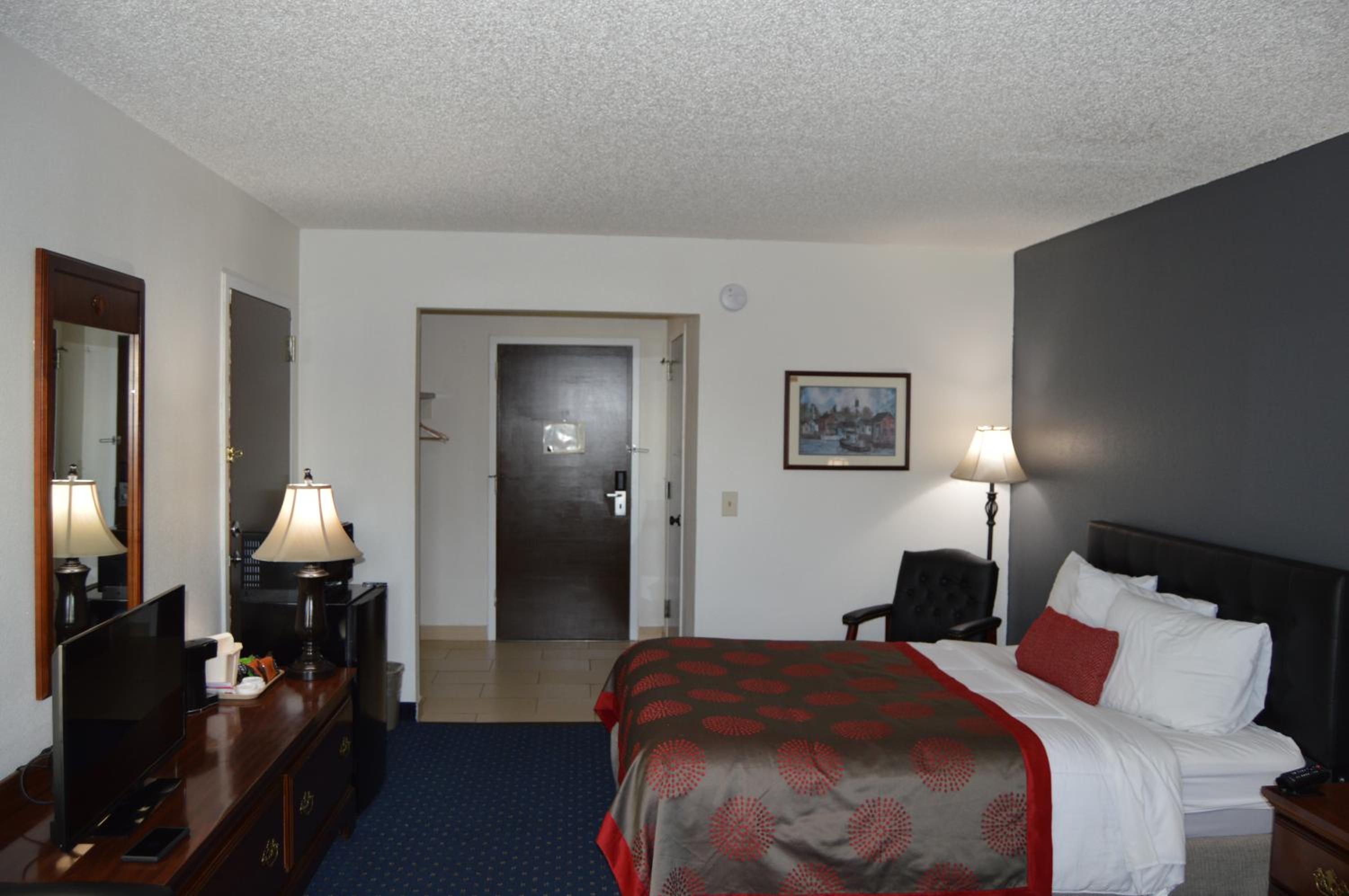 King Room - Non-Smoking - Photo 3