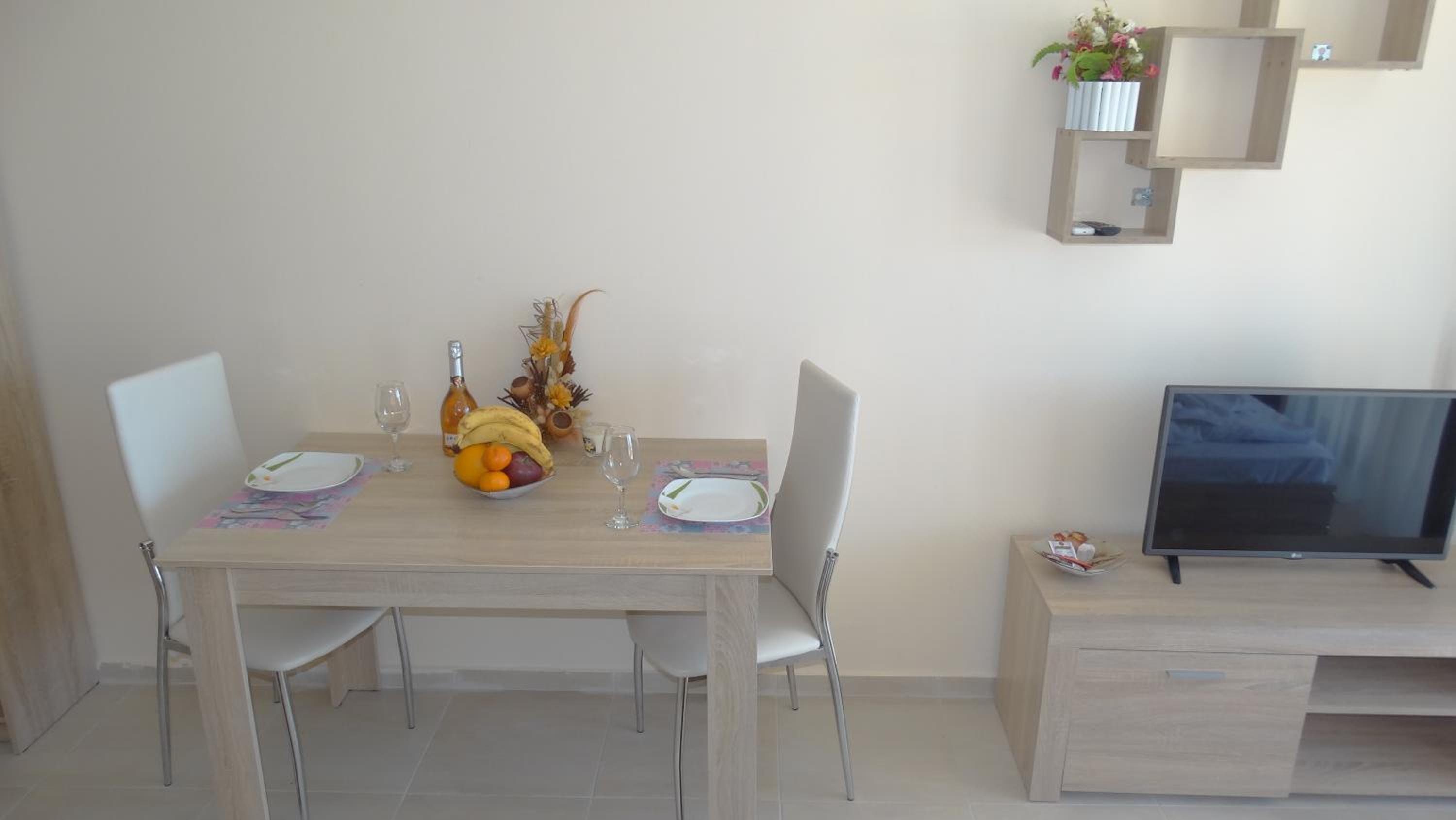 Family Room with Sea View photo 2
