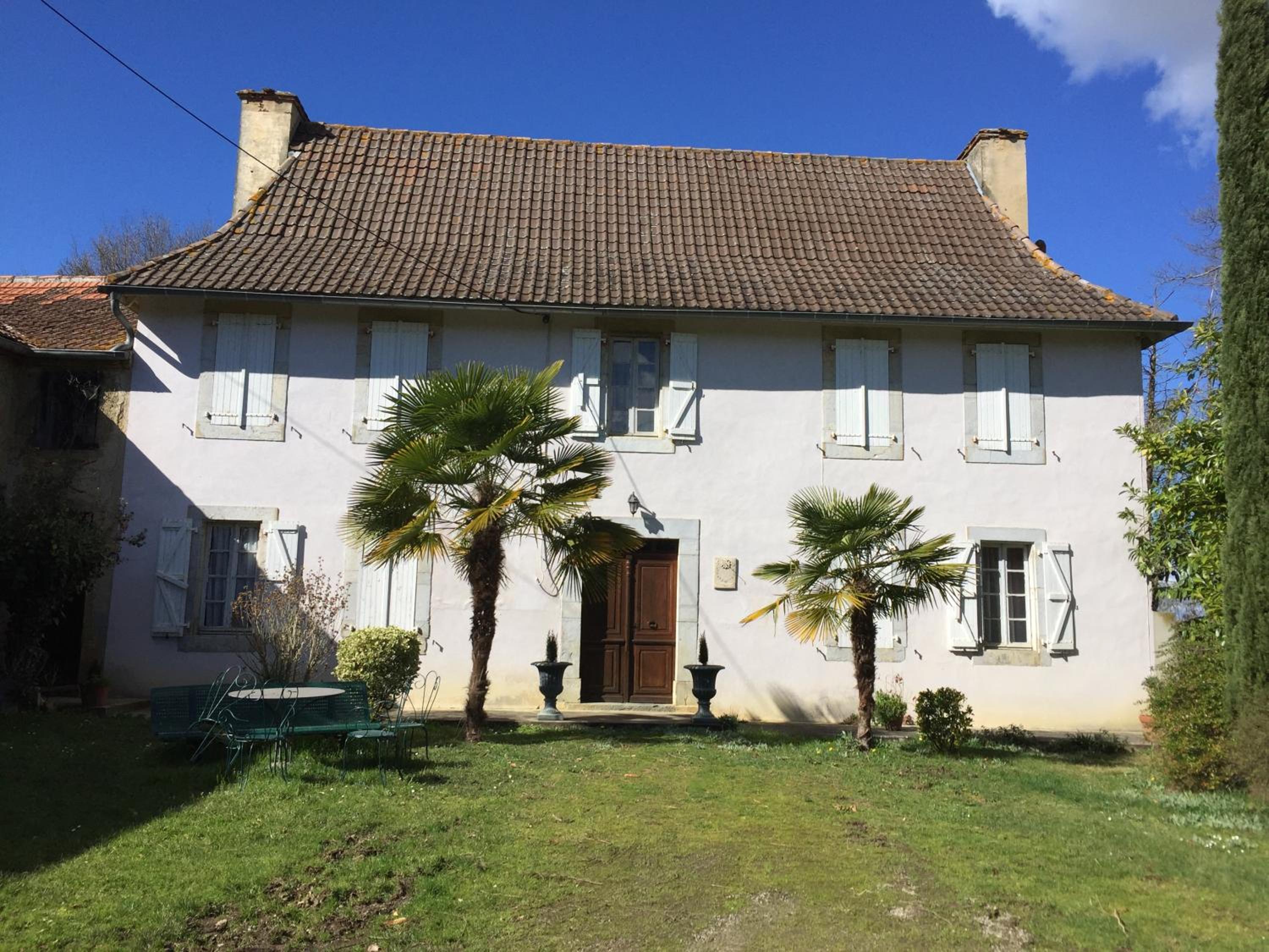 Four-Bedroom House - Photo 13