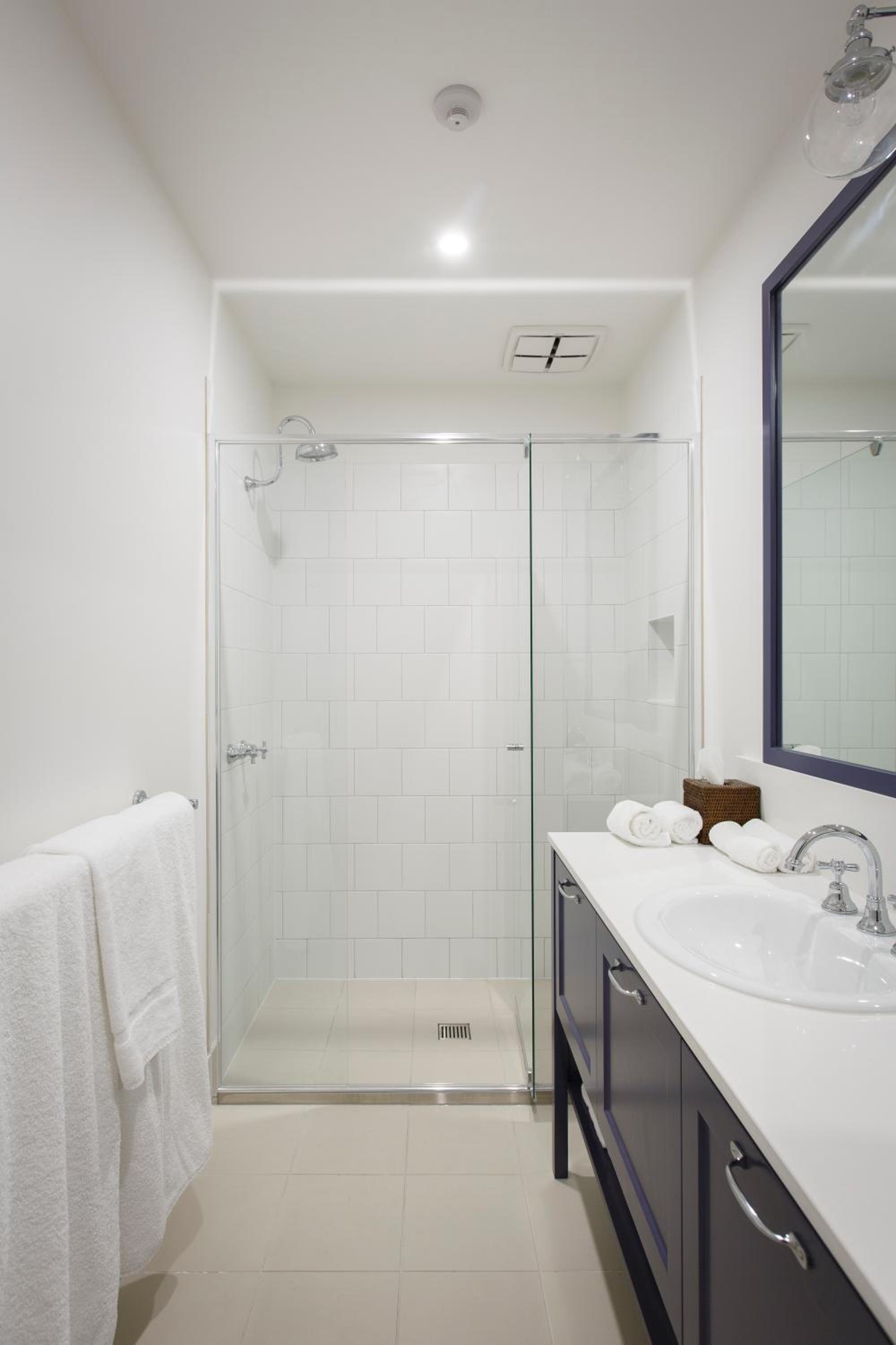 Superior Two Bedroom photo 3