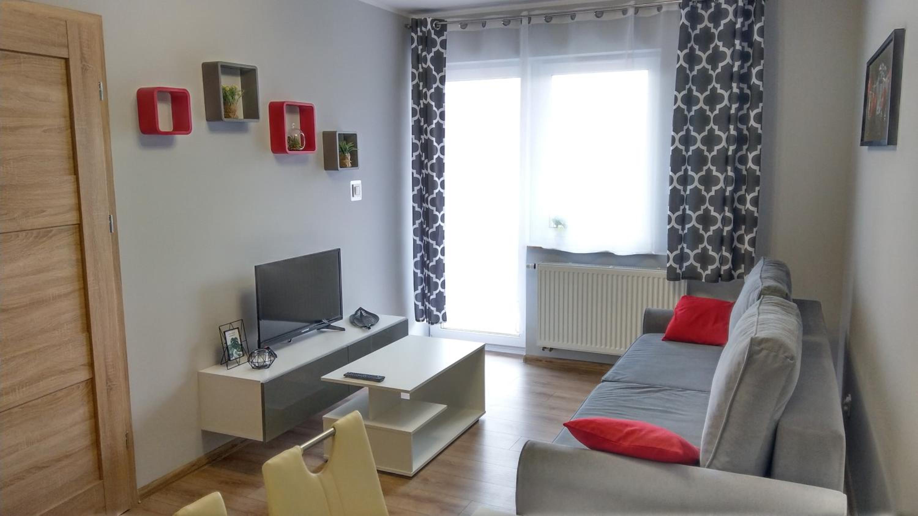 One-Bedroom Apartment - Photo 7