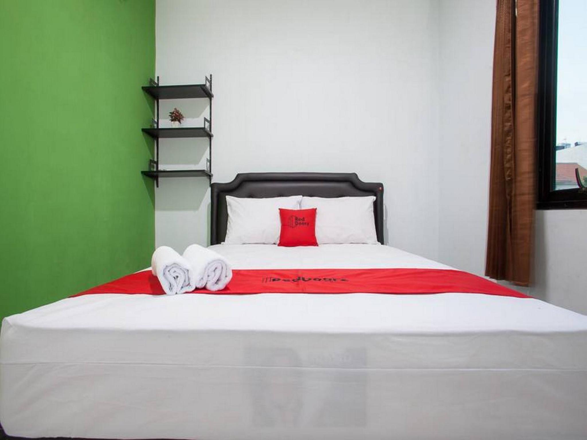 Double Room - Photo 5