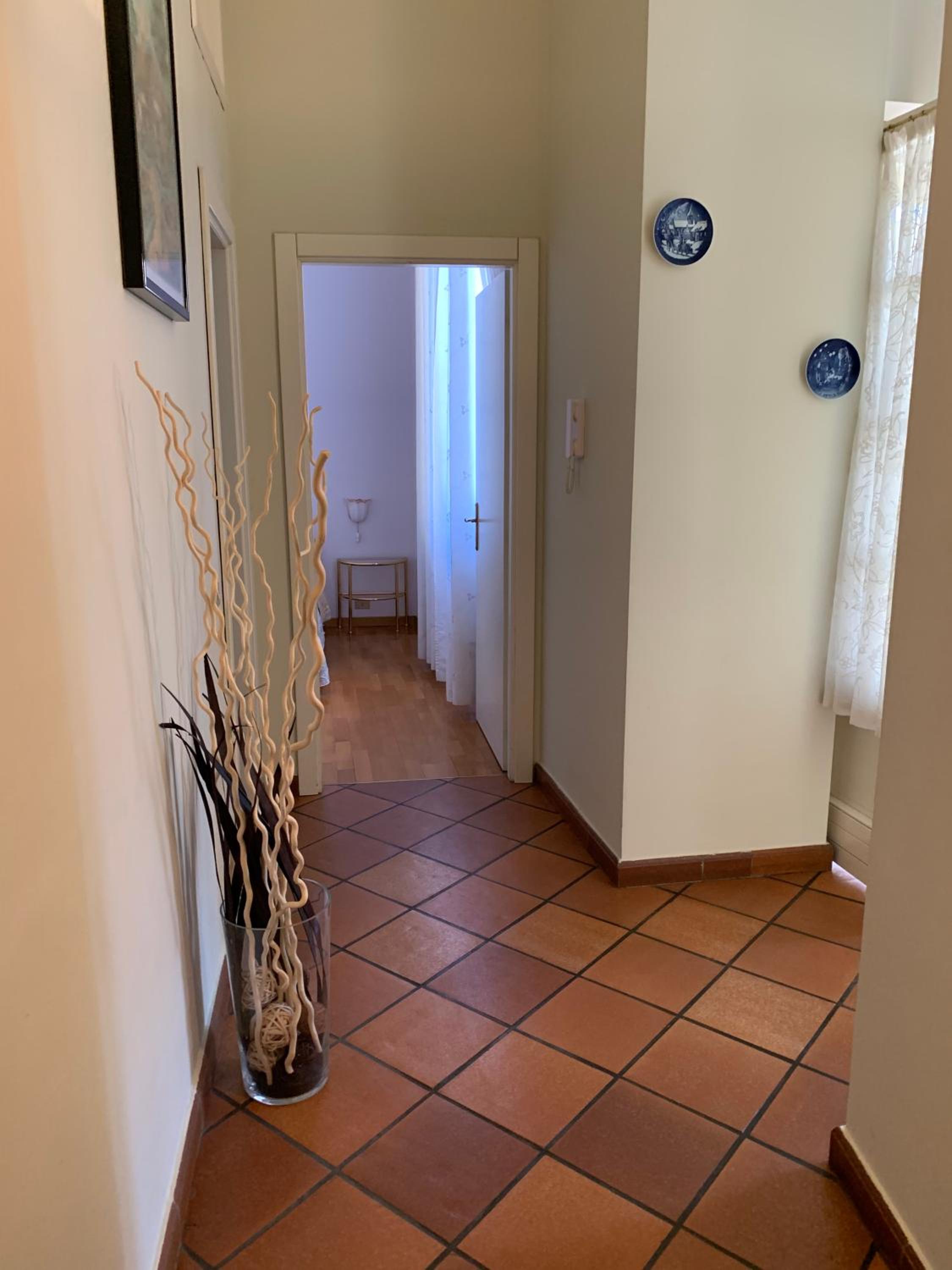 Apartment - Photo 3