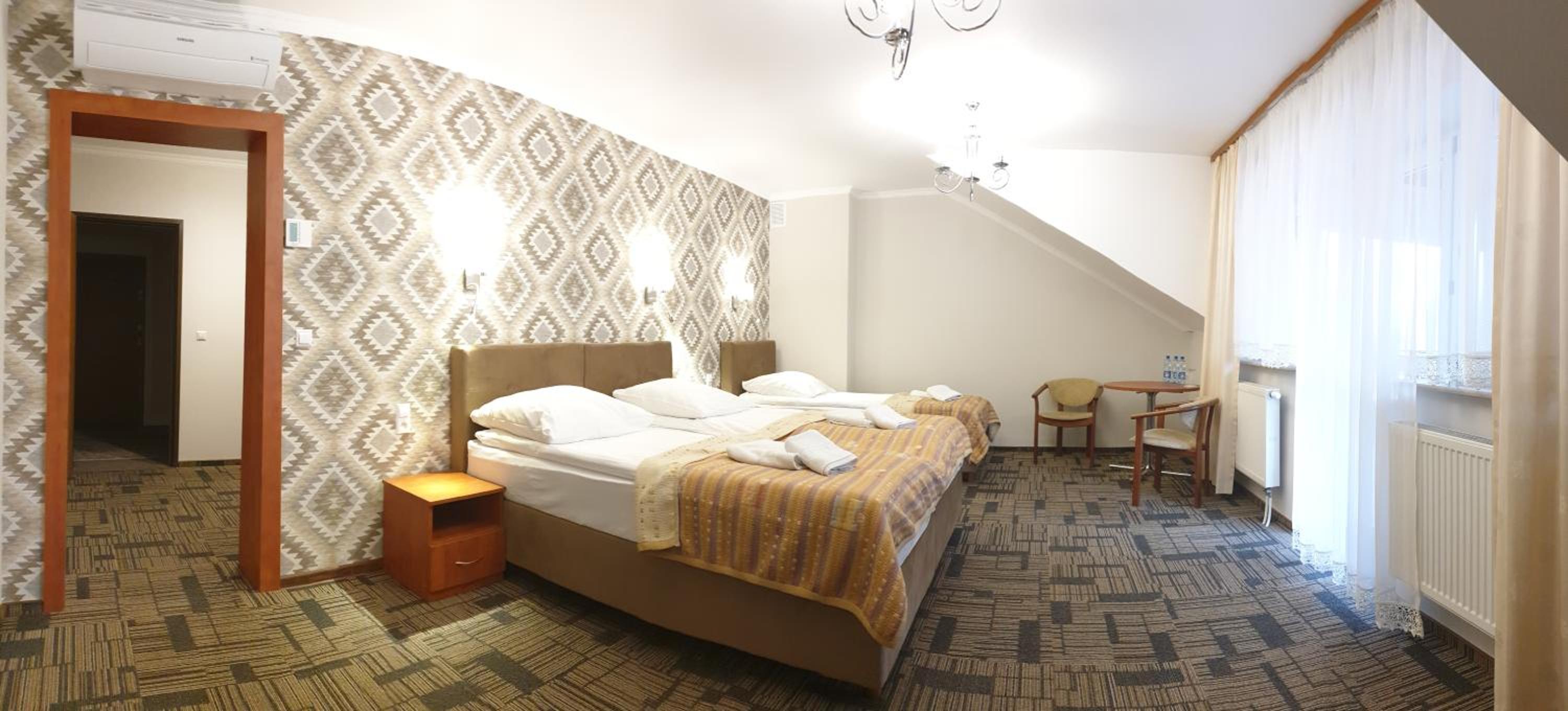 Triple Room - Photo 1