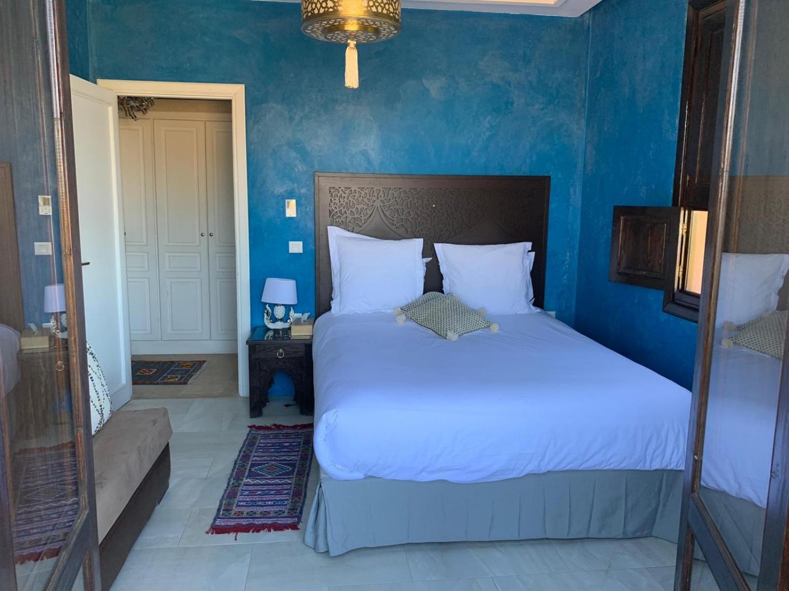 Deluxe Double Room with Shower photo 2