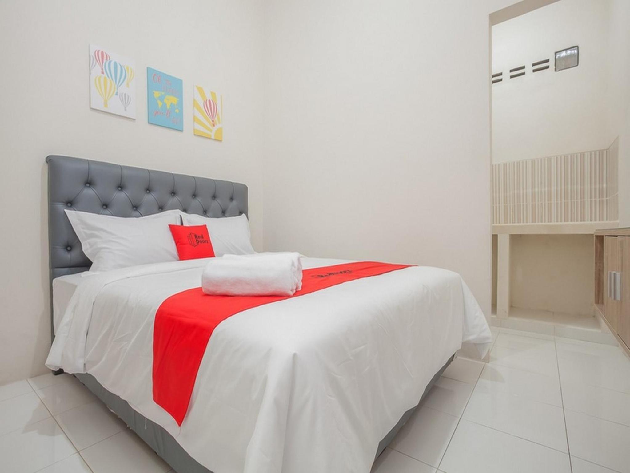 Double Room - Photo 6