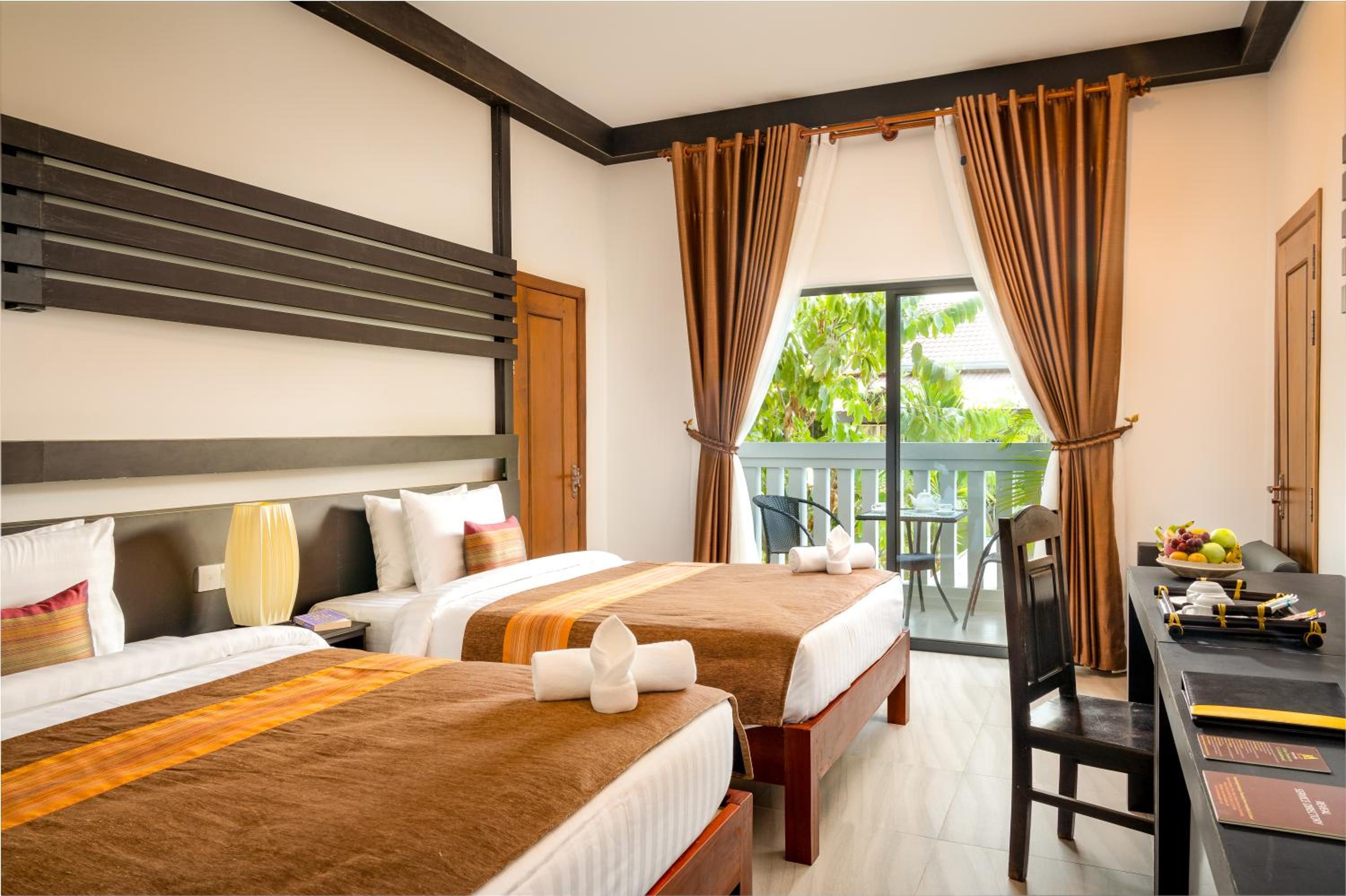 Deluxe Twin Room photo 3