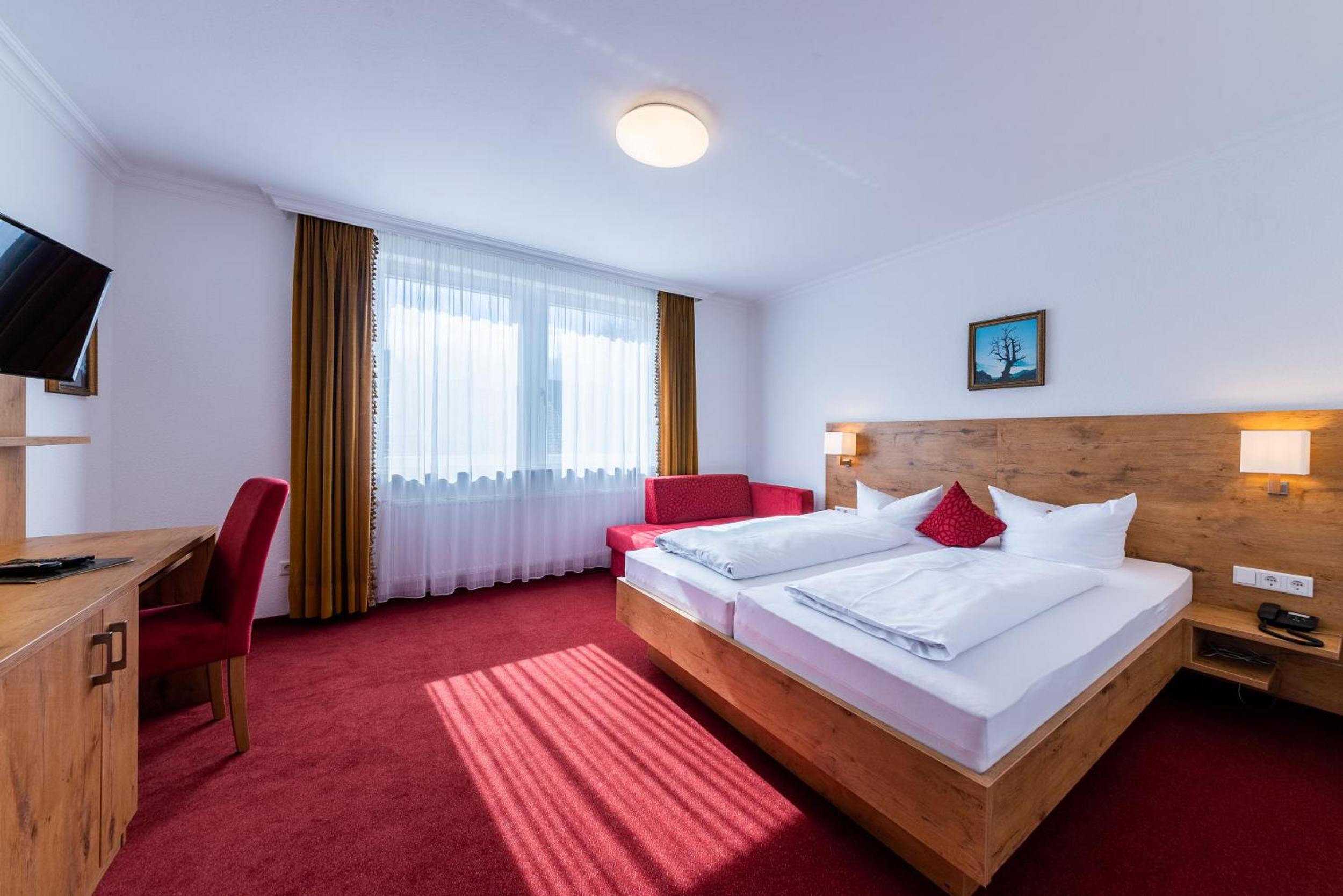 Superior Triple Room - Photo 1