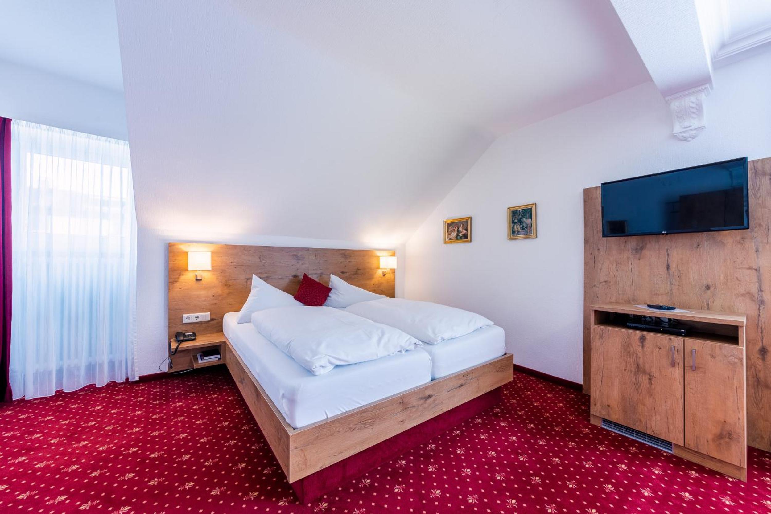 Quadruple Room - Photo 3