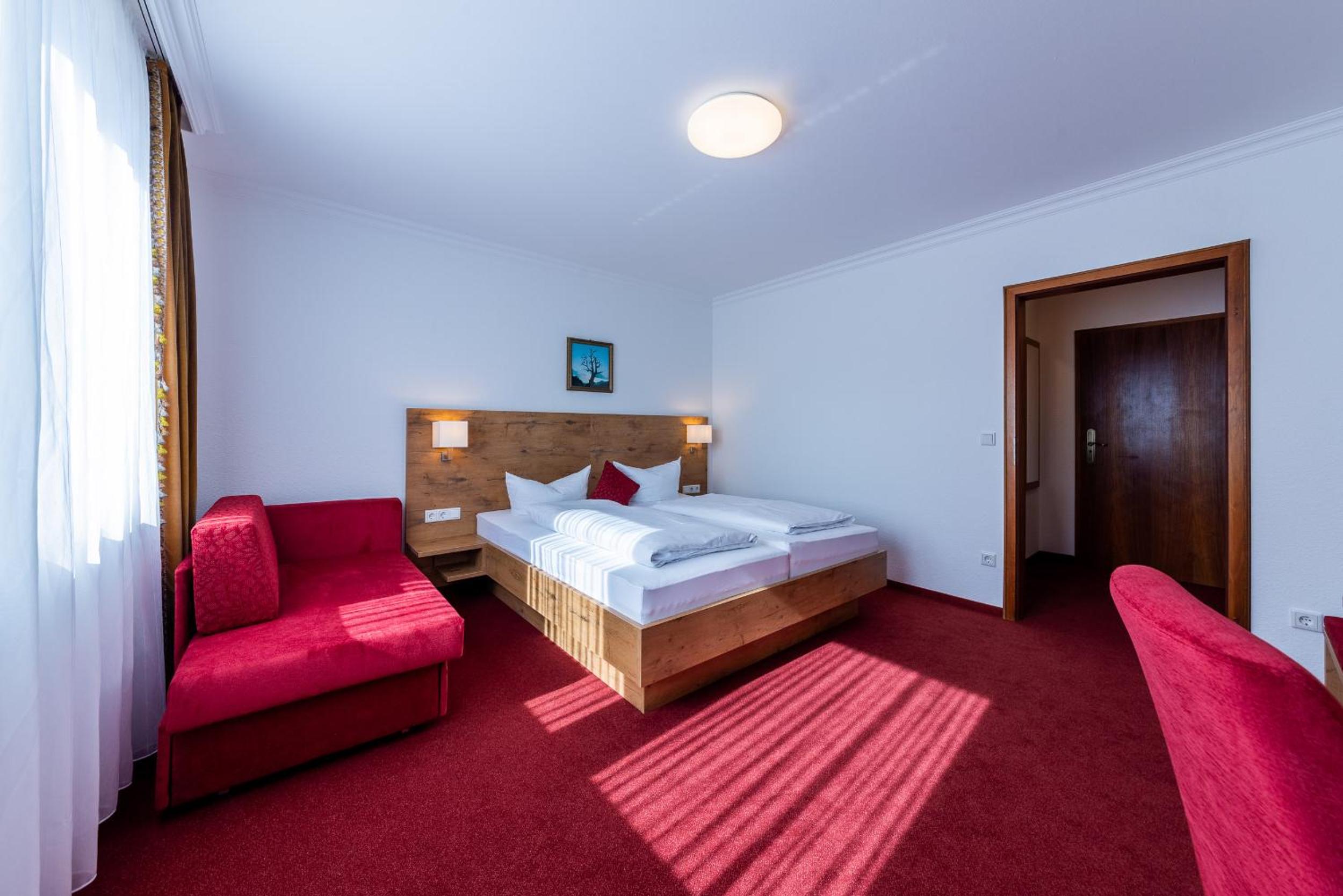 Superior Triple Room - Photo 15