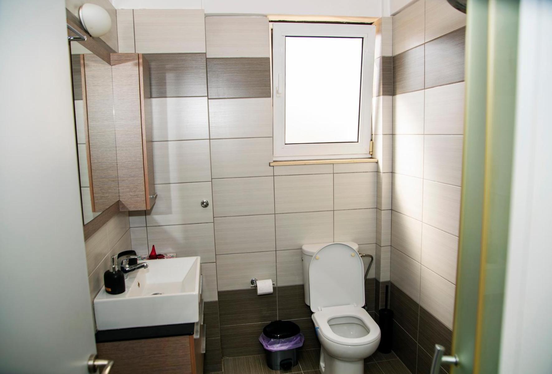 Apartment - Photo 9