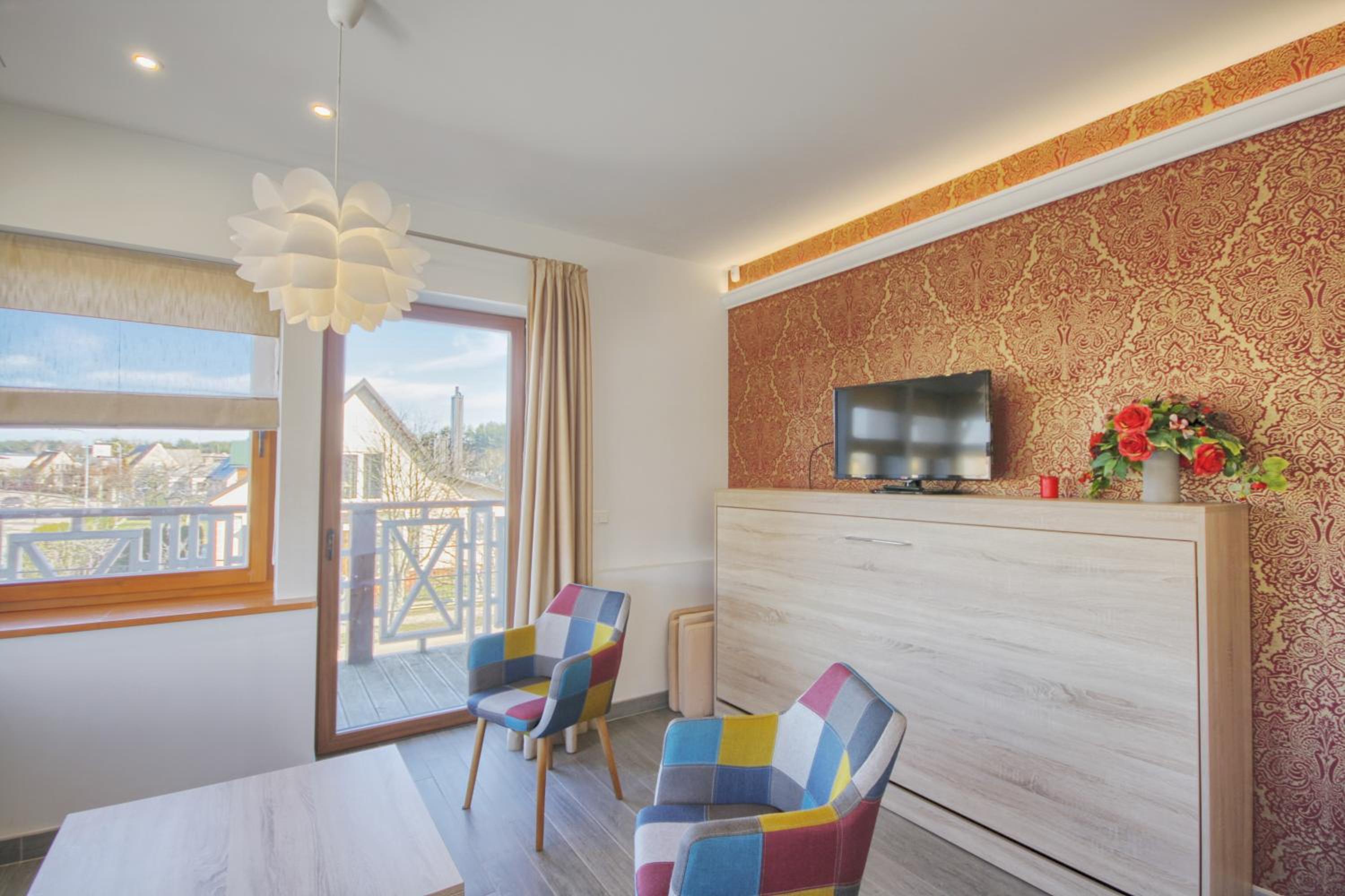 One-Bedroom Apartment (4 Adults) - Photo 5