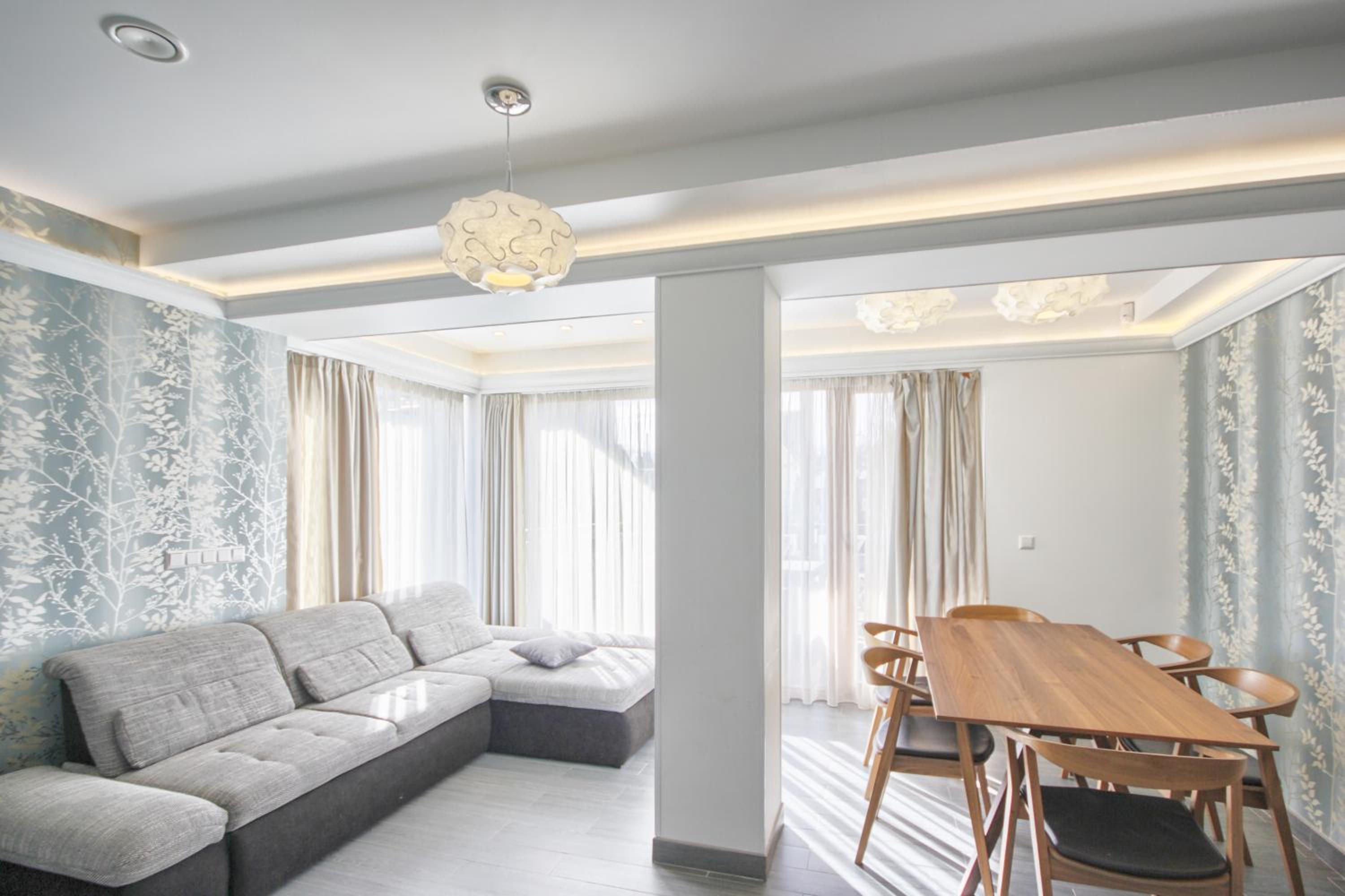 Two-Bedroom Apartment with Air Conditioner (6 Adults) - Photo 7