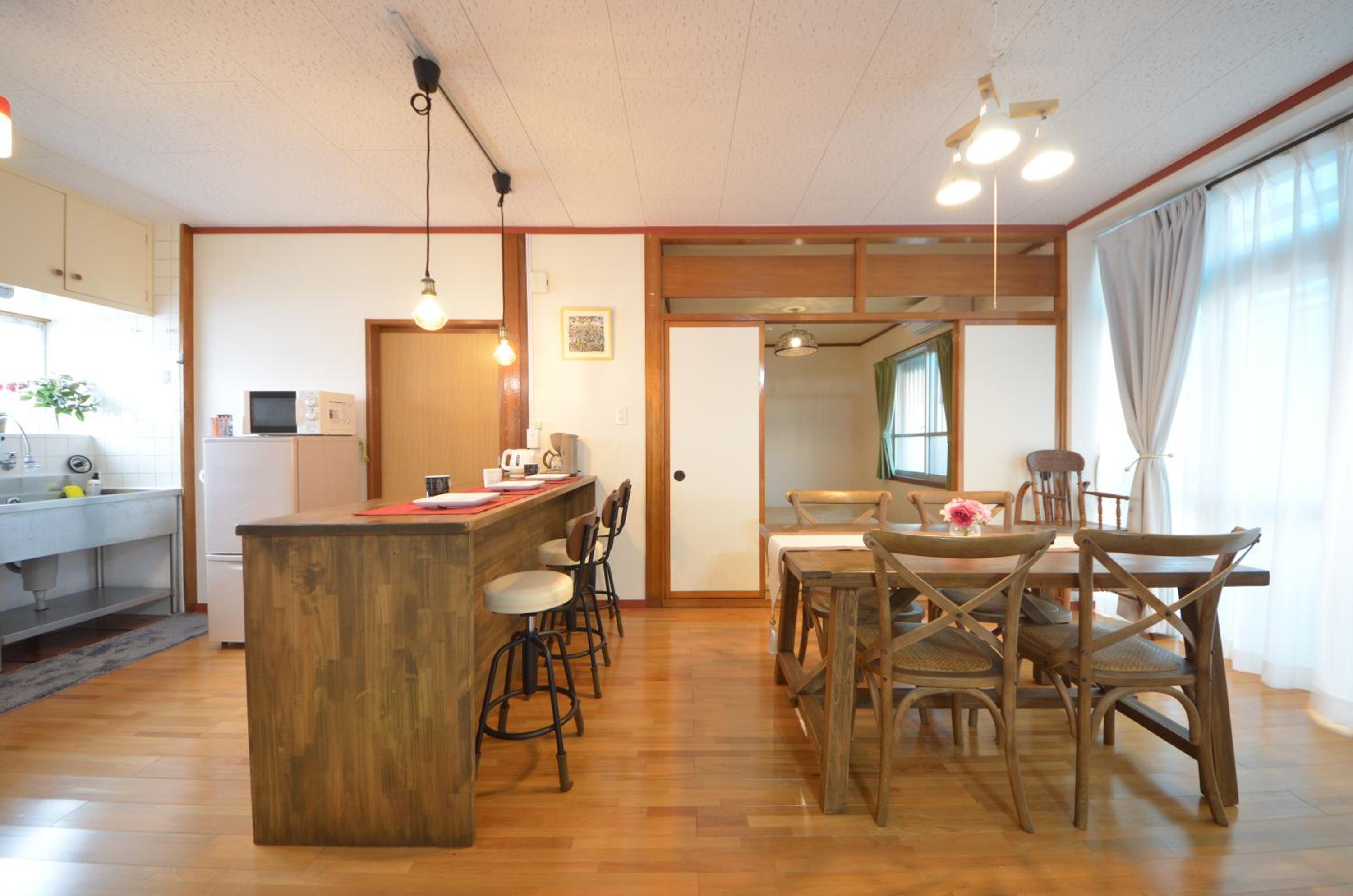 Three-Bedroom Apartment - Photo 4