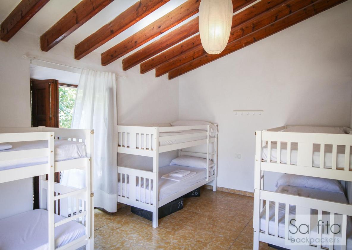Cama en Habitación Compartida Mixta de 6 Camas