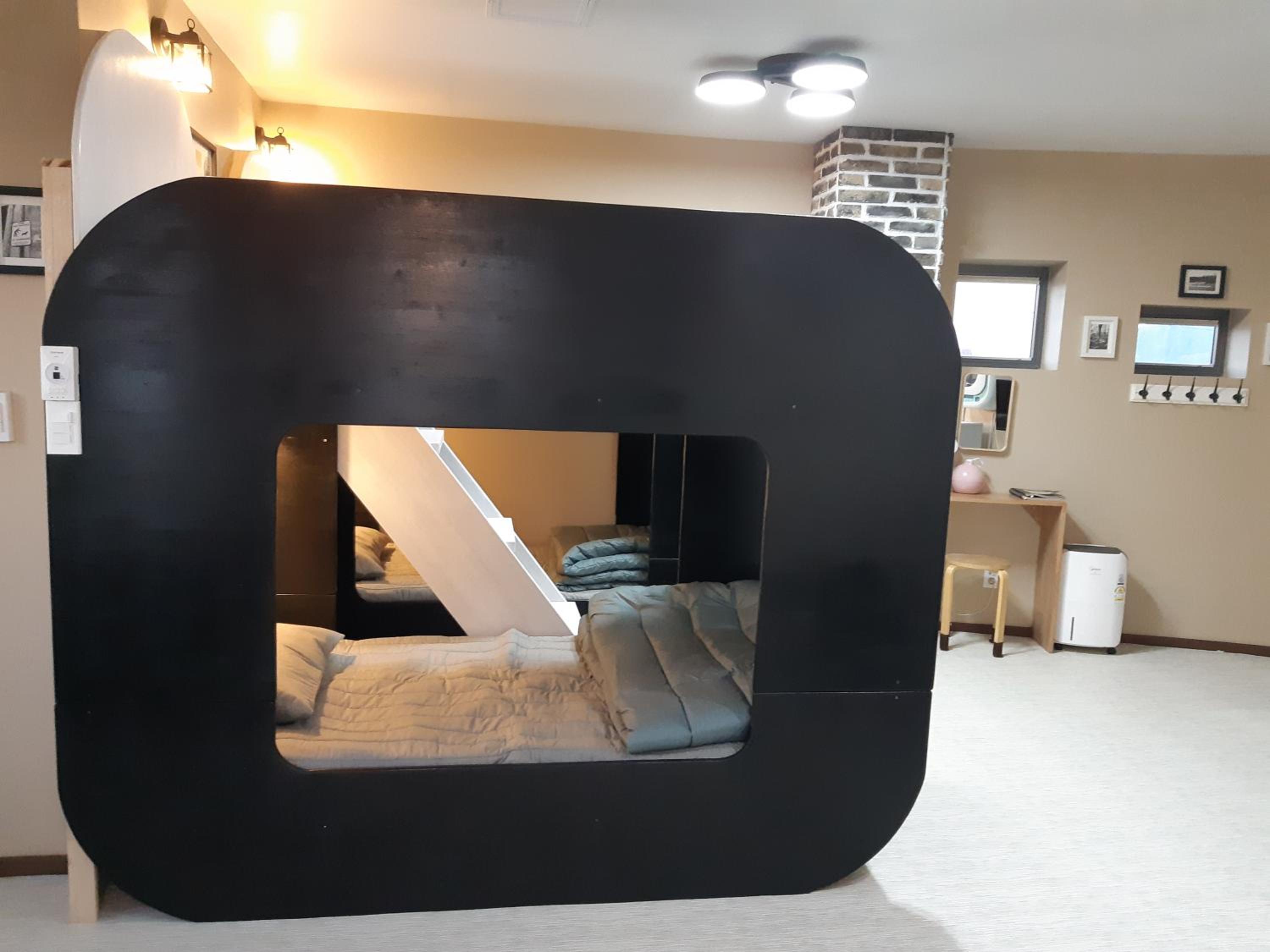 One-Bedroom House - Photo 3