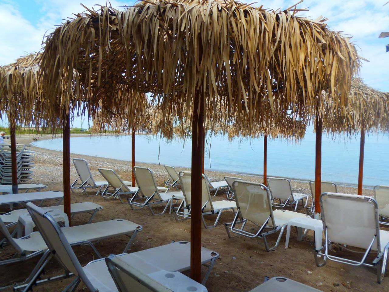 Villa - Beach Front photo 2