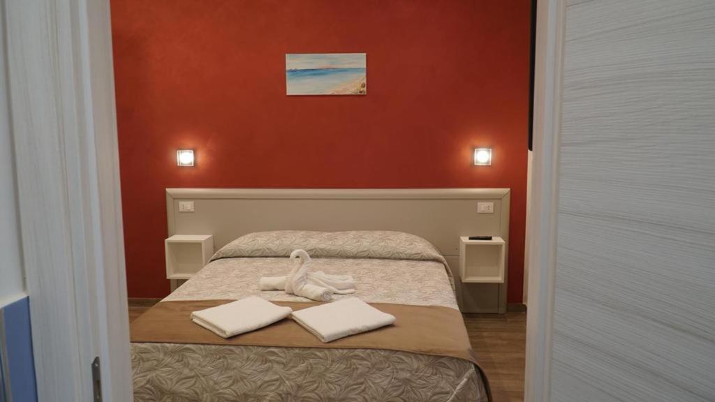 Studio with French Bed