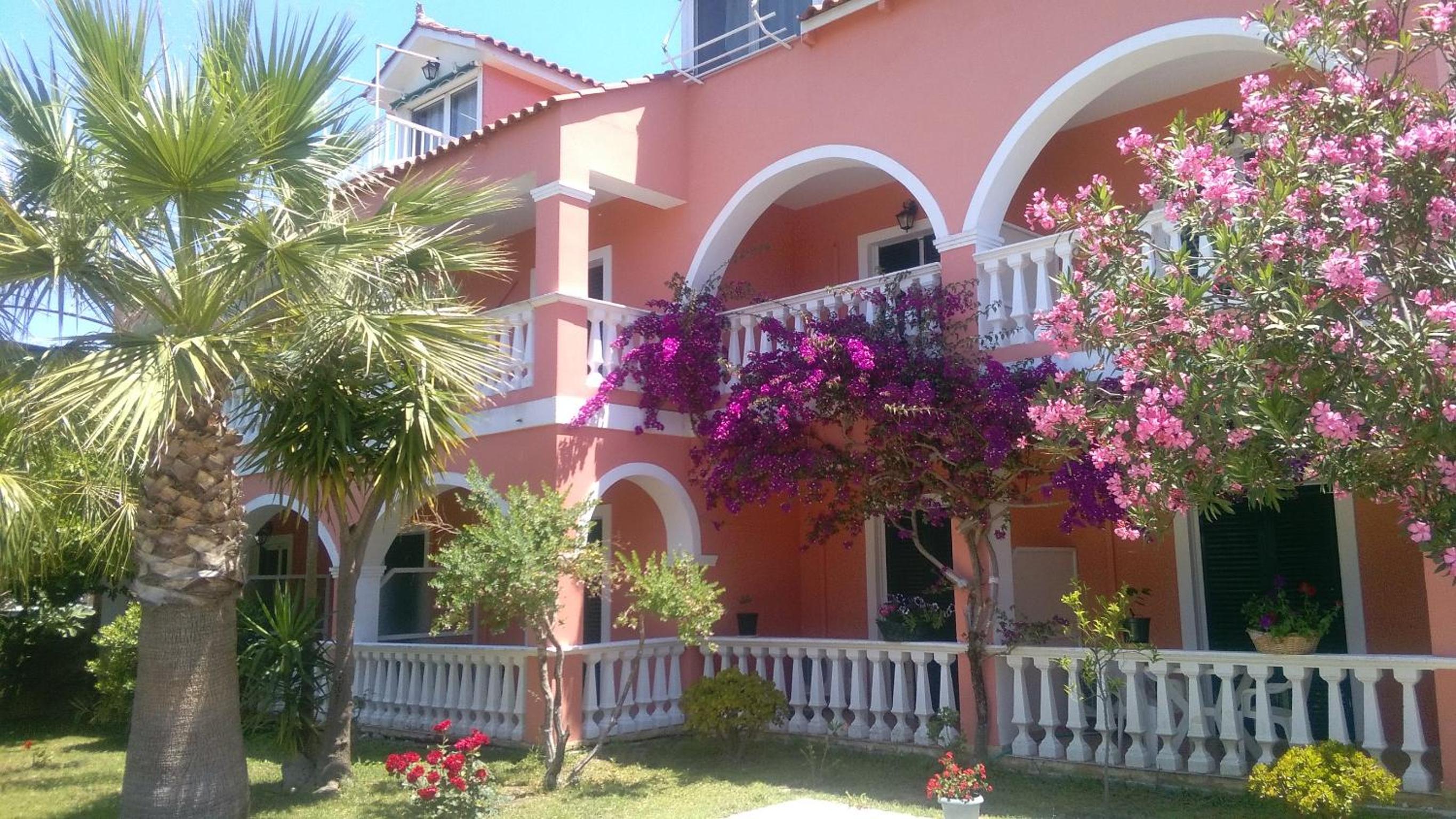 Apartment - Photo 33