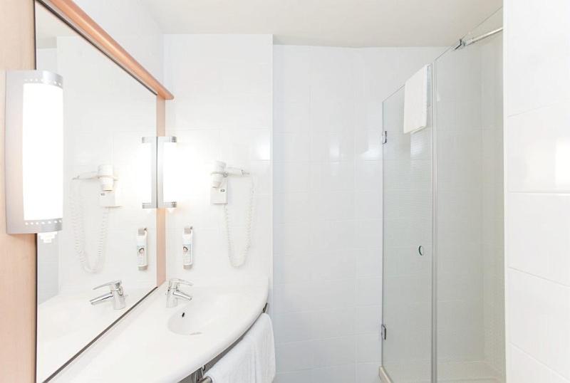 Double Room with View - Photo 4