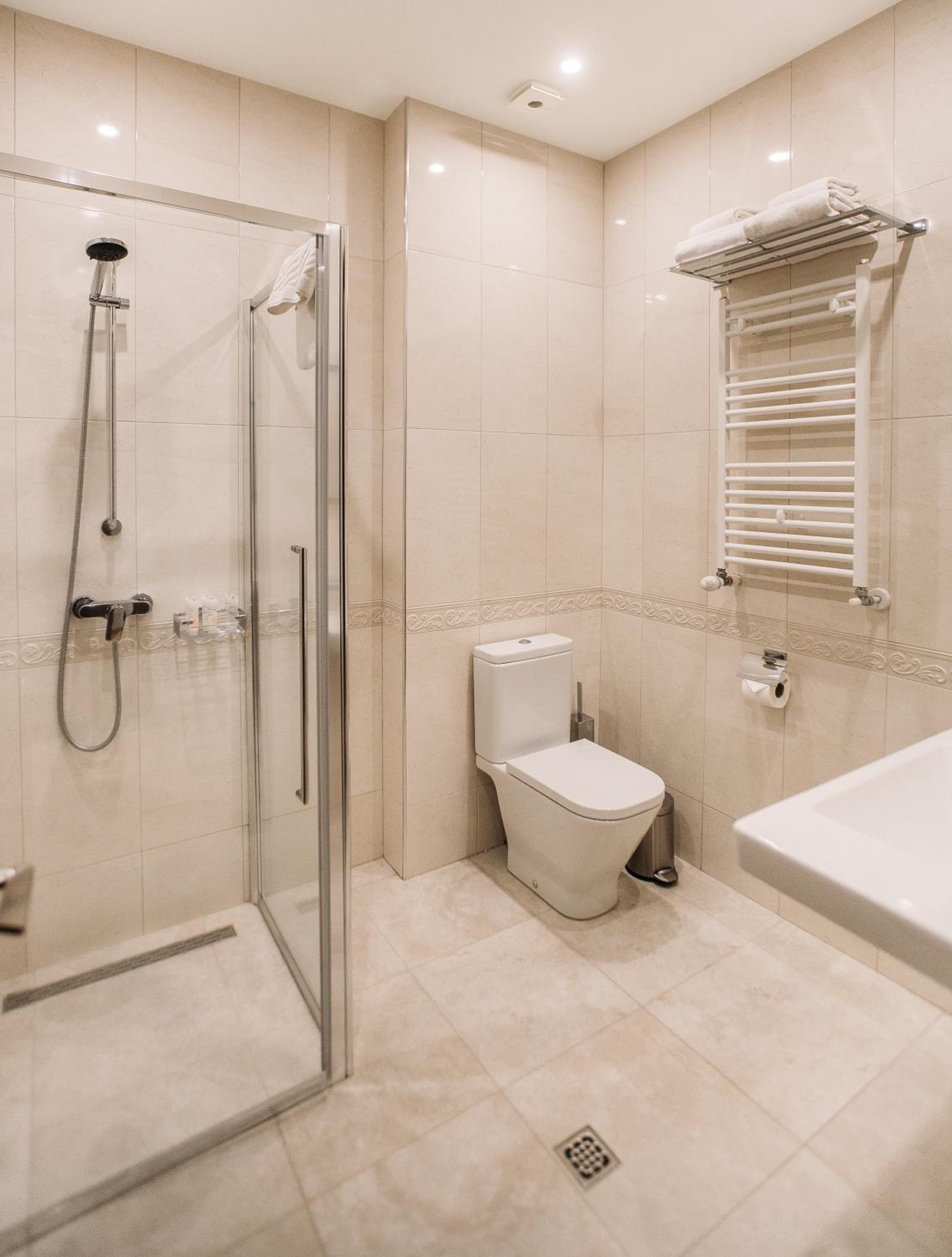Triple Room - Photo 2