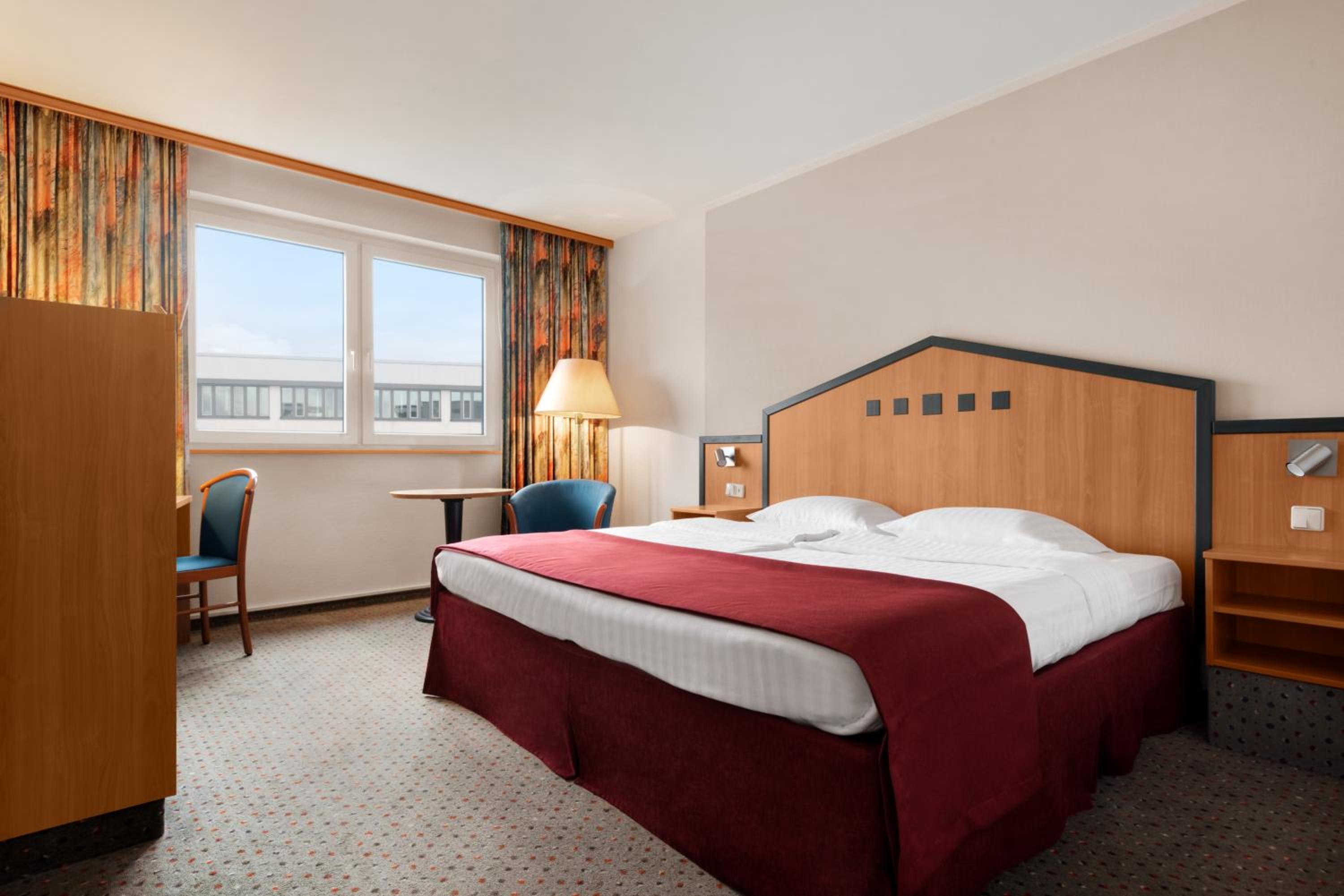 Superior King Room photo 2