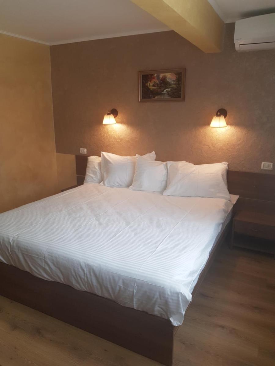 Double or Twin Room photo 1