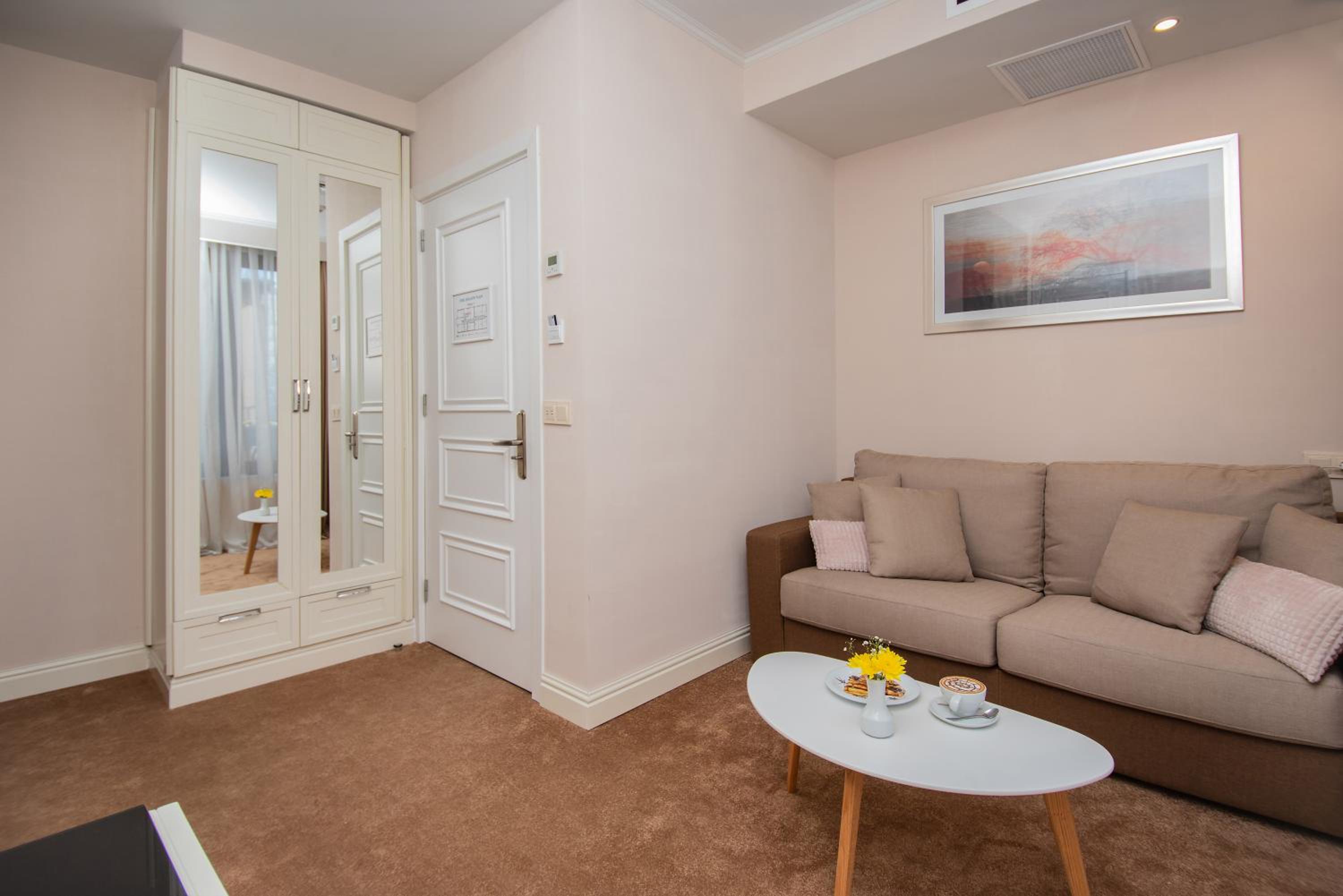 Junior Suite - Photo 7