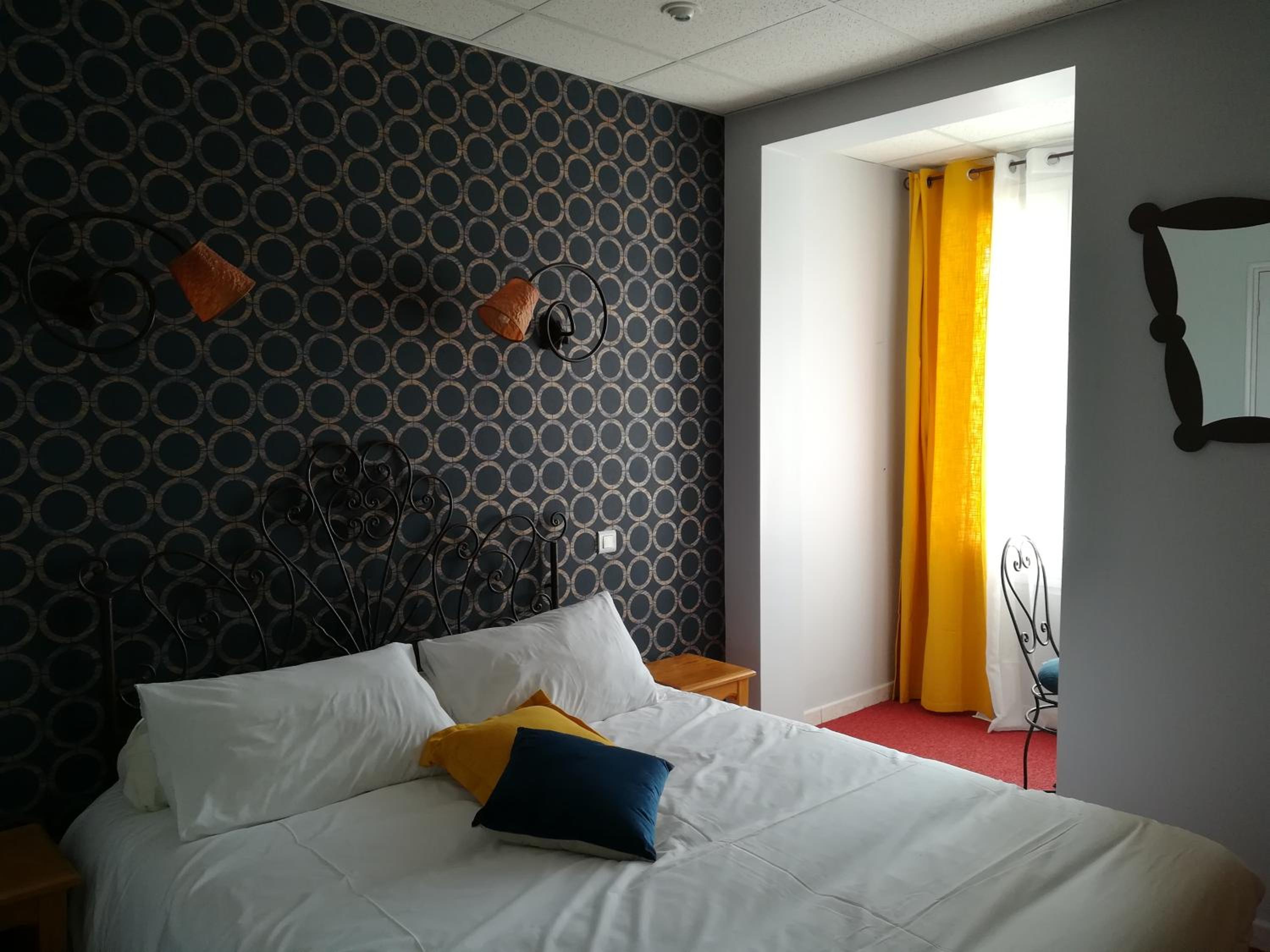 Double Room - Photo 1