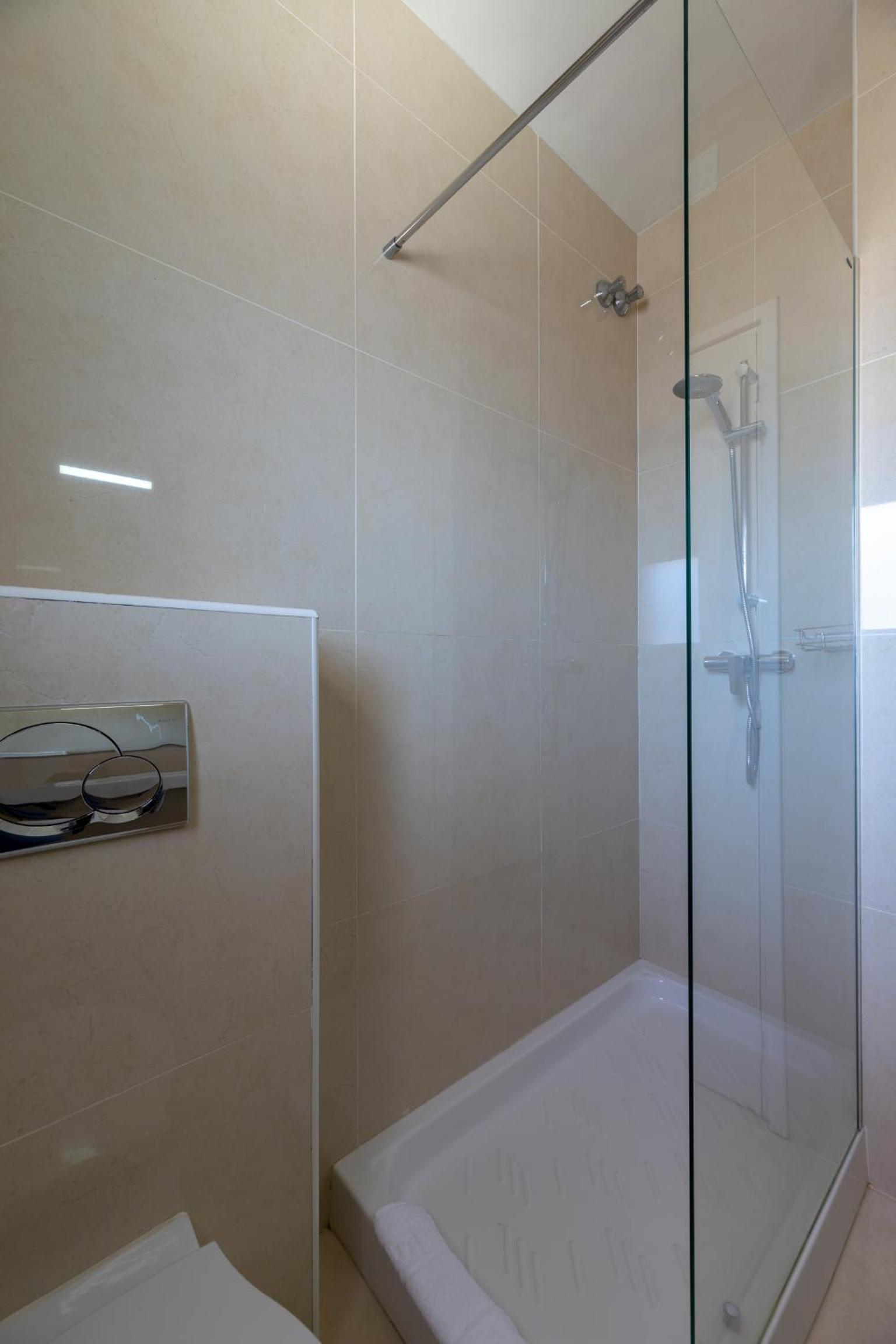 Double Room with Balcony photo 2