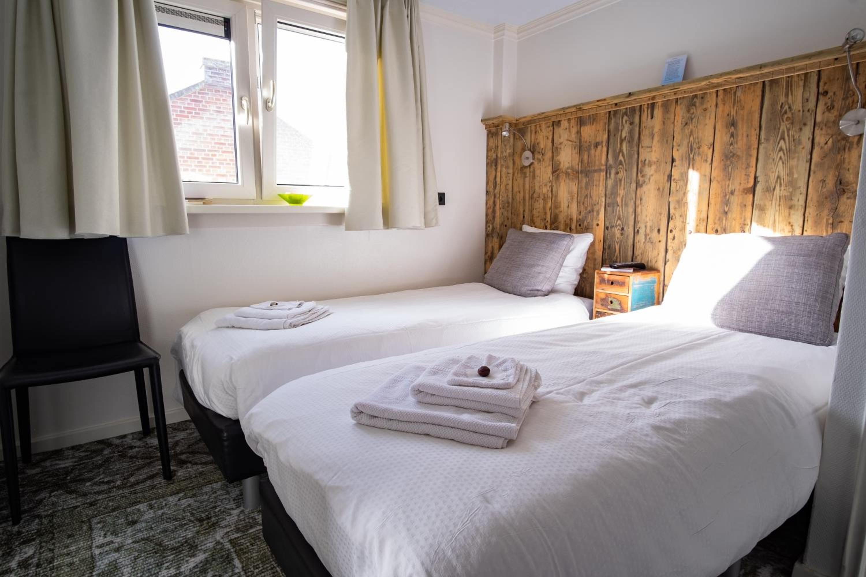 Double Room with Private Bathroom photo 1