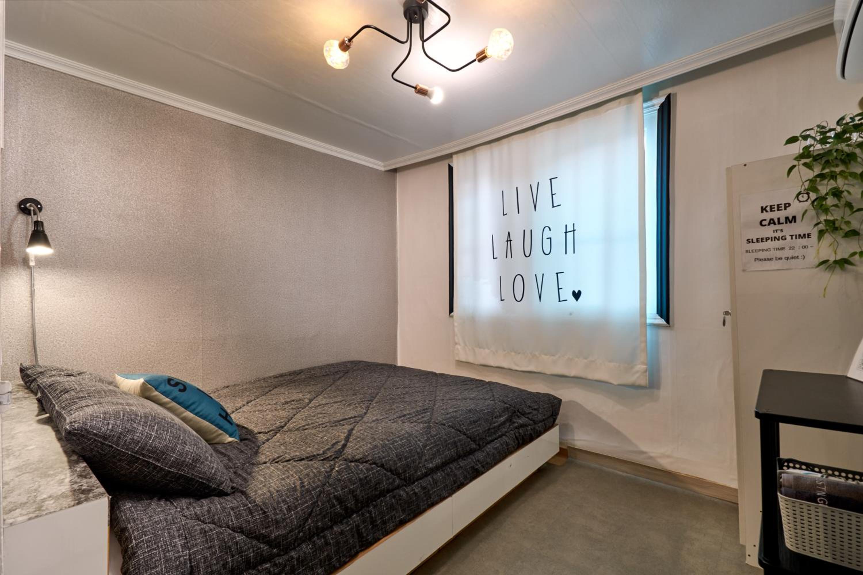 Female Single Room with Shared Bathroom