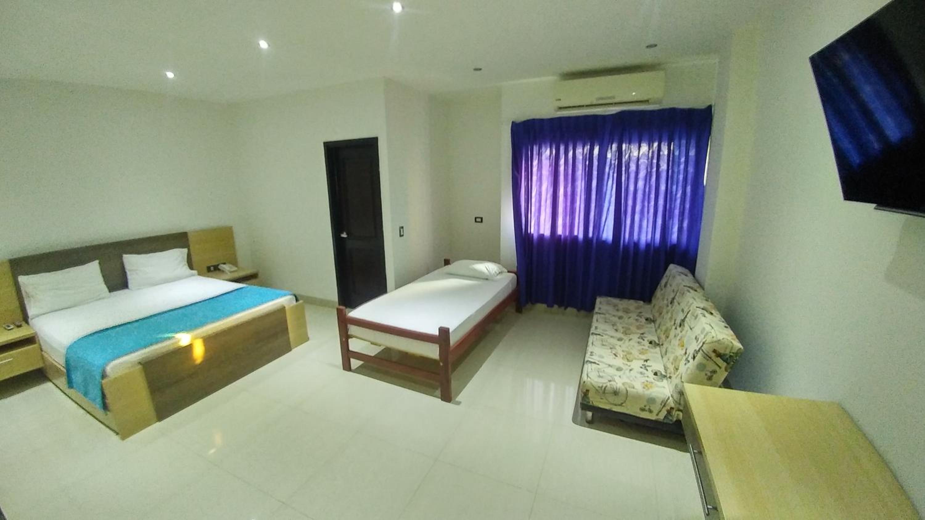 Quadruple Room photo 2
