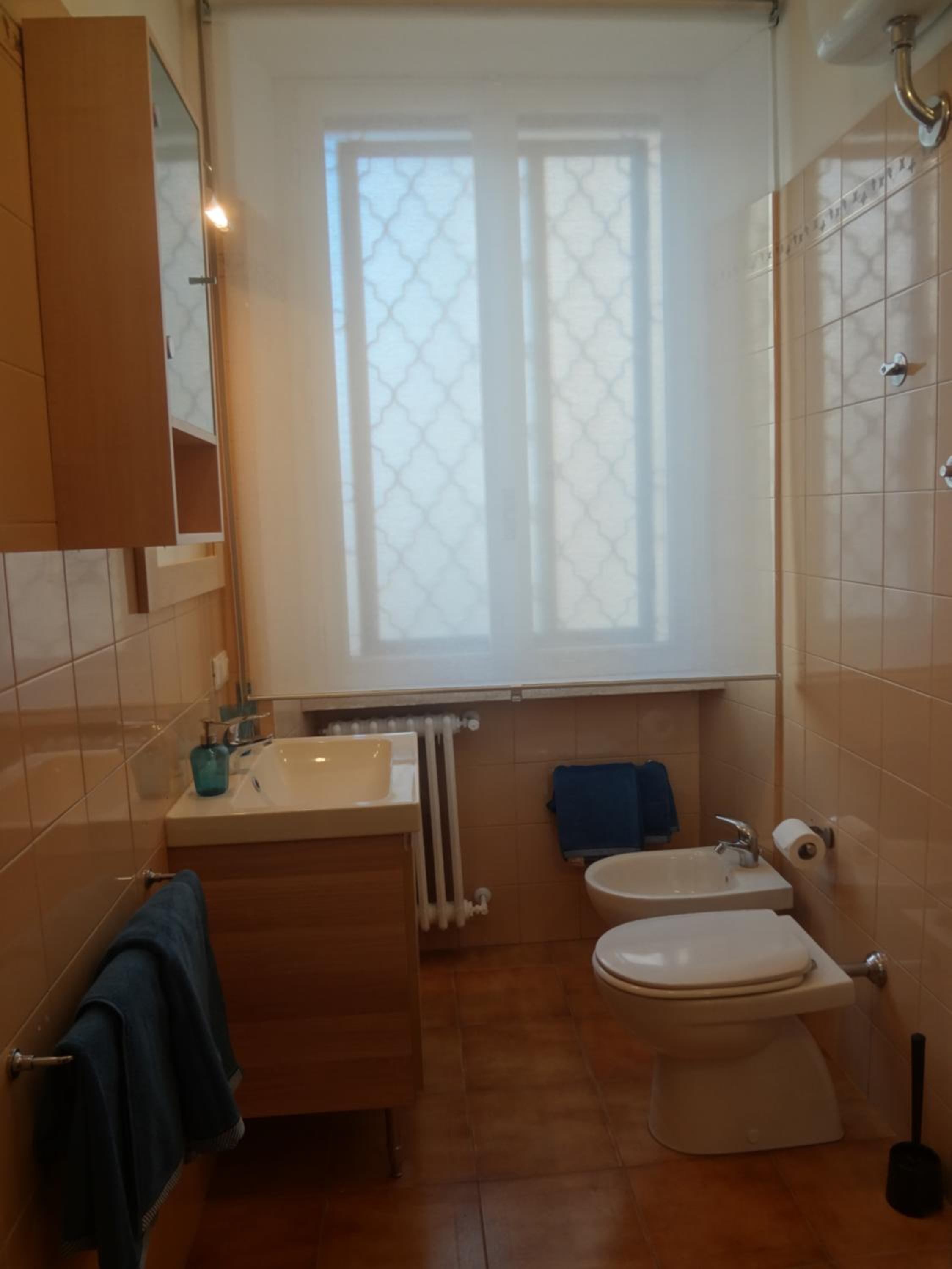 Two-Bedroom Apartment - Photo 22
